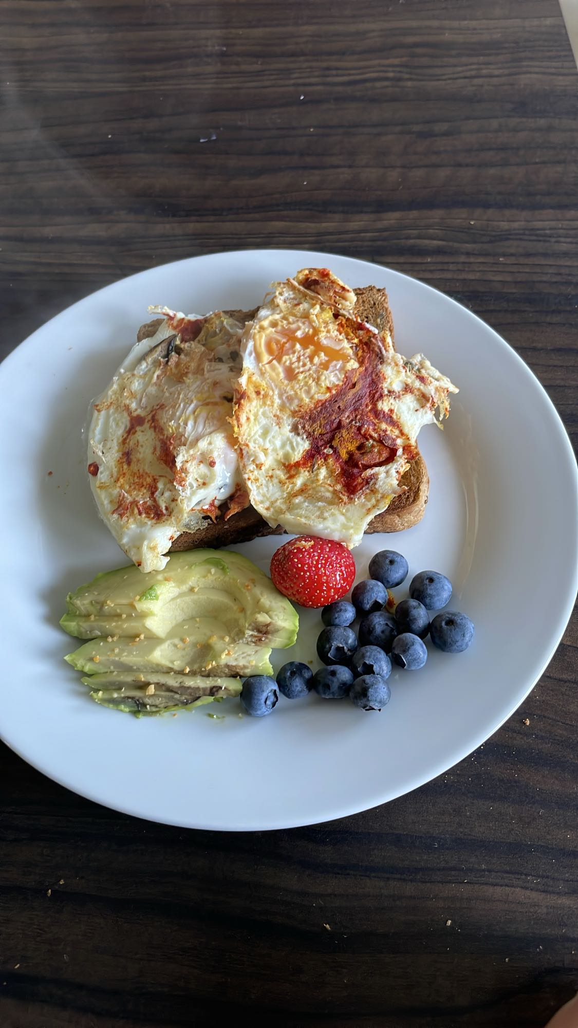 Egg toast with fruit