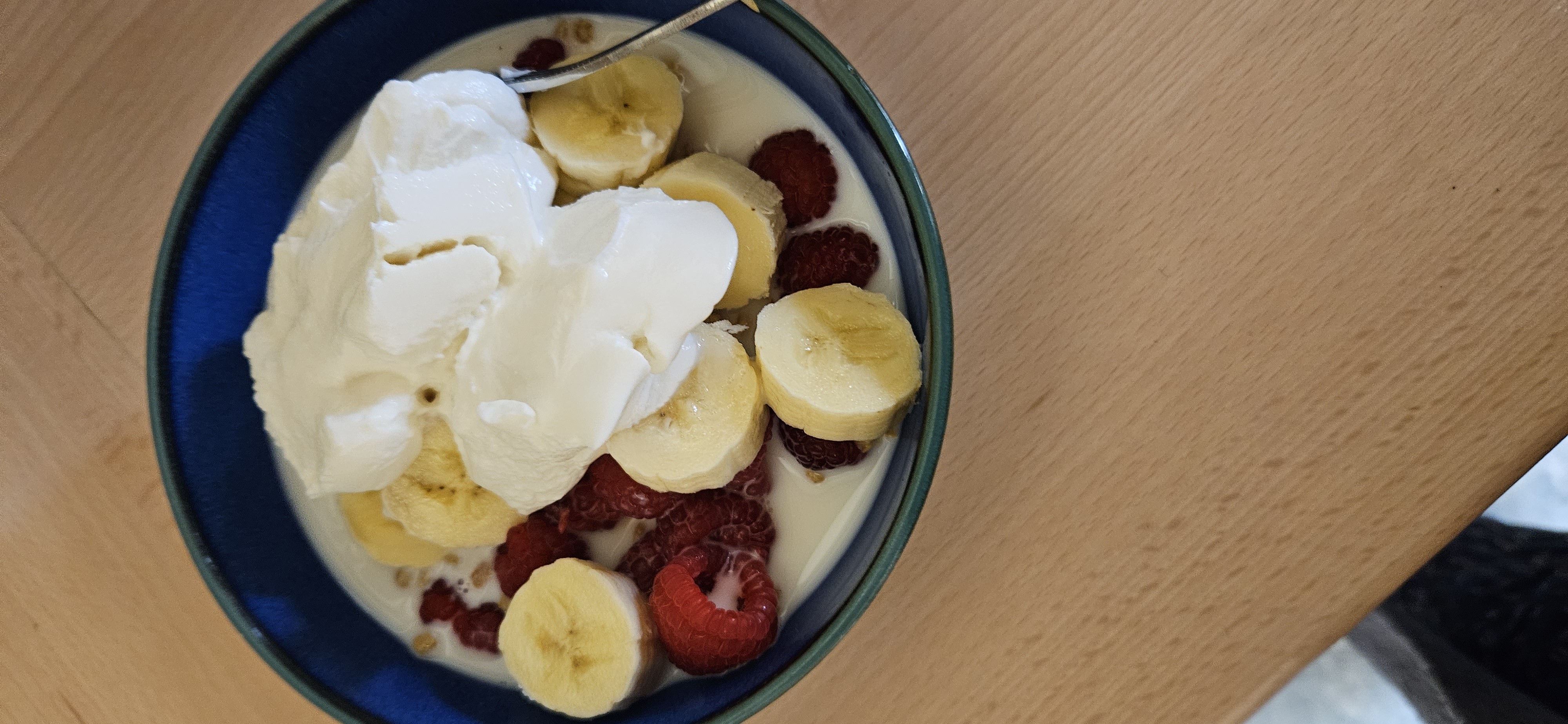 Fruit yogurt bowl