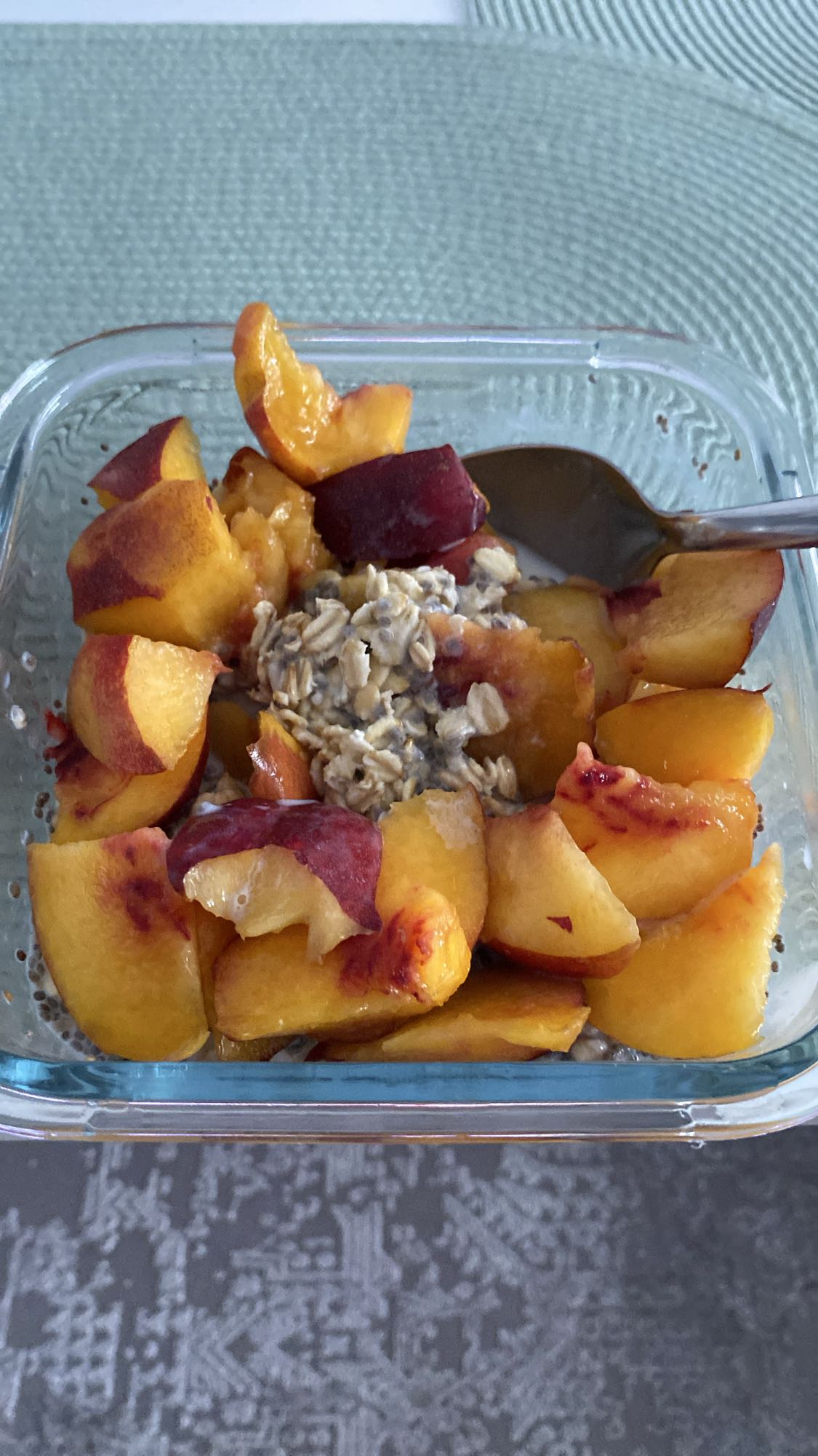 Owsianka z brzoskwinią