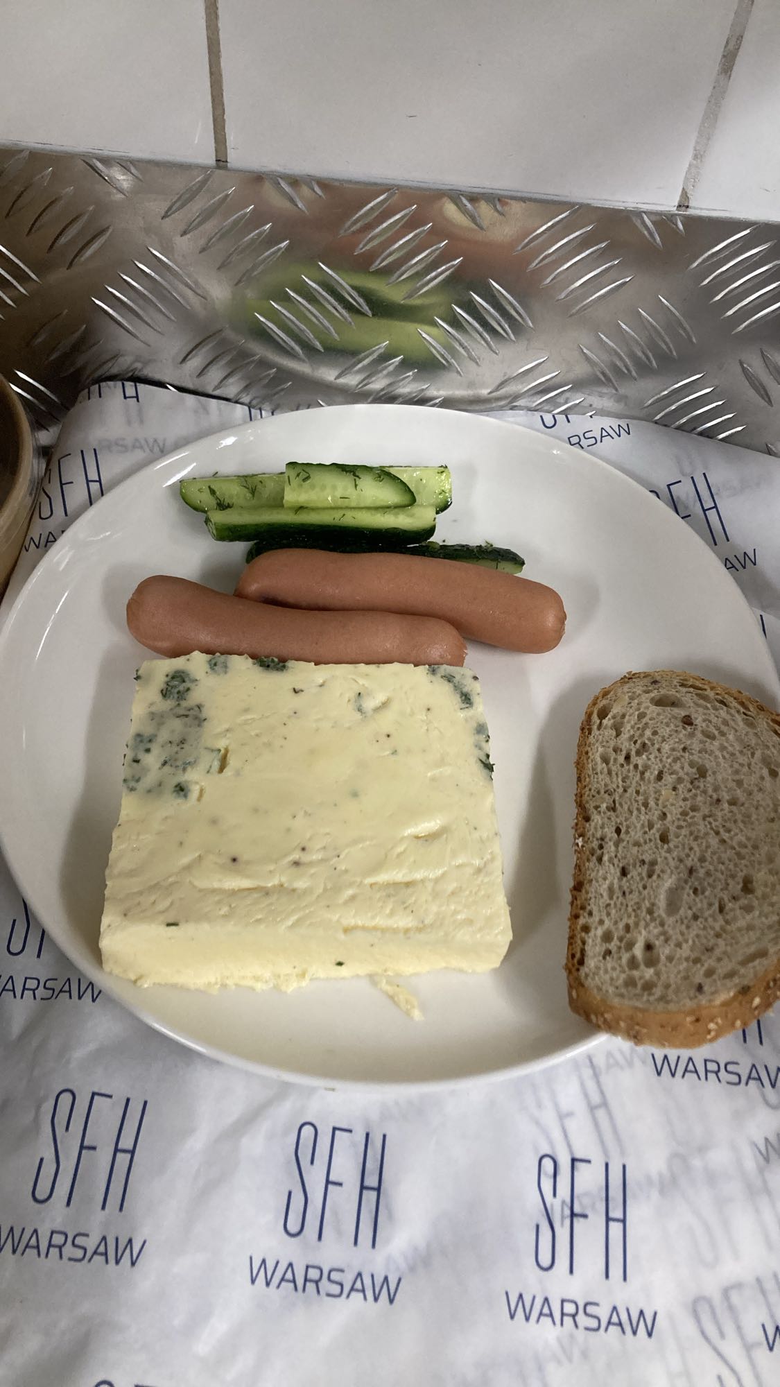 Sausage, cheese, bread plate