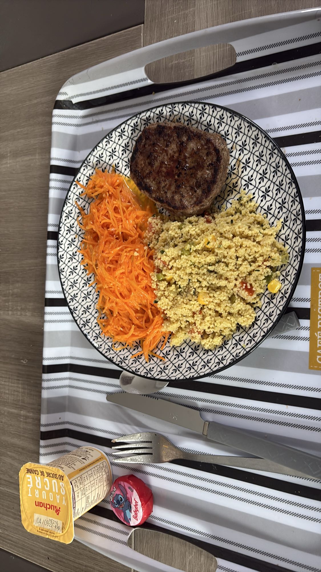 Steak, carottes, couscous