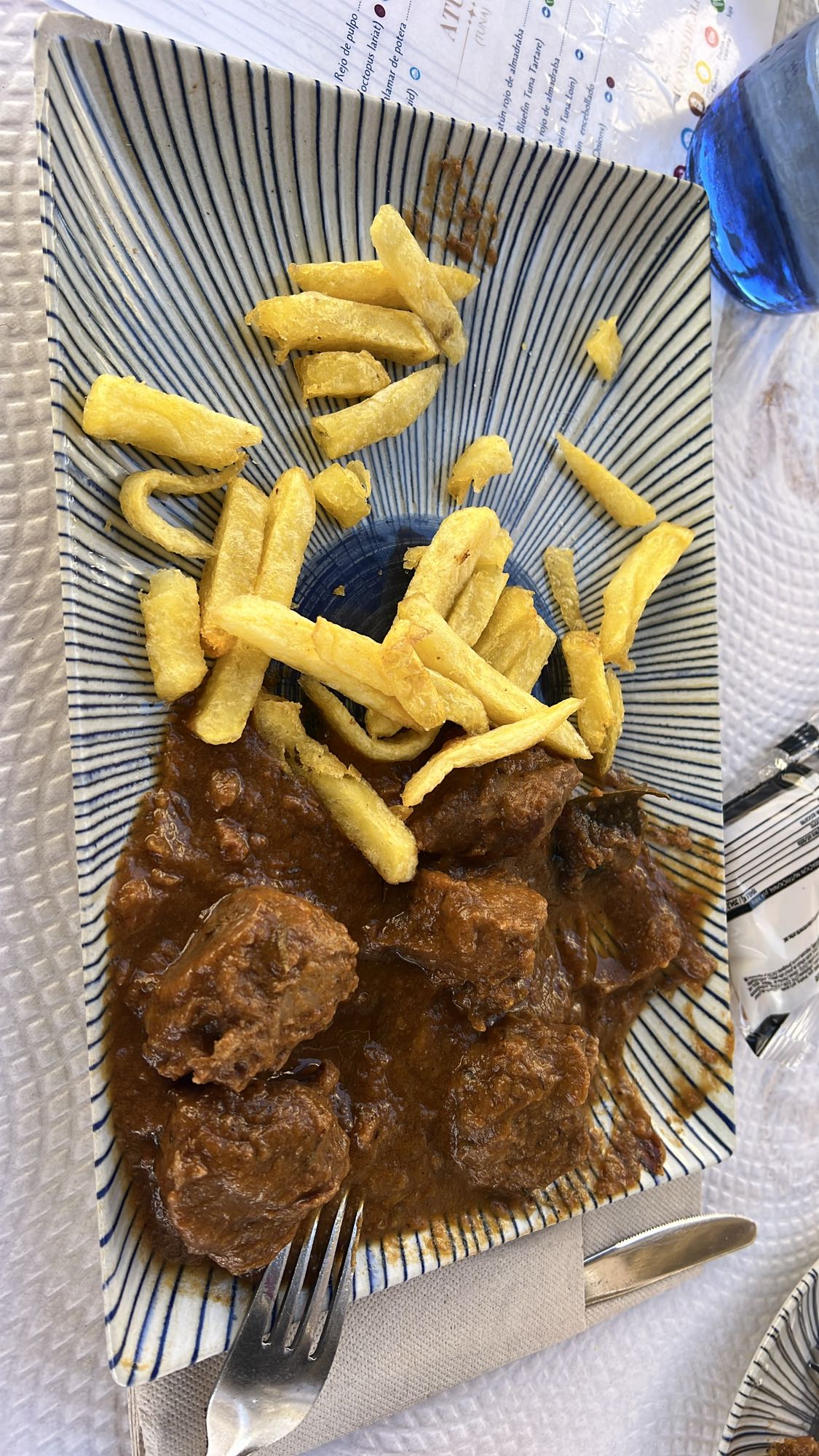 Carne guisada con papas