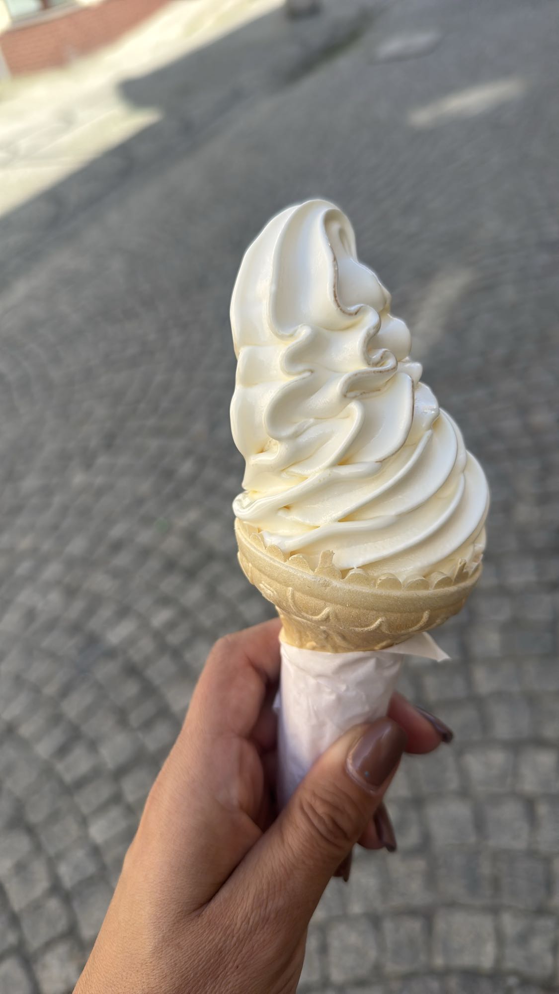 Lody śmietankowe w rożku