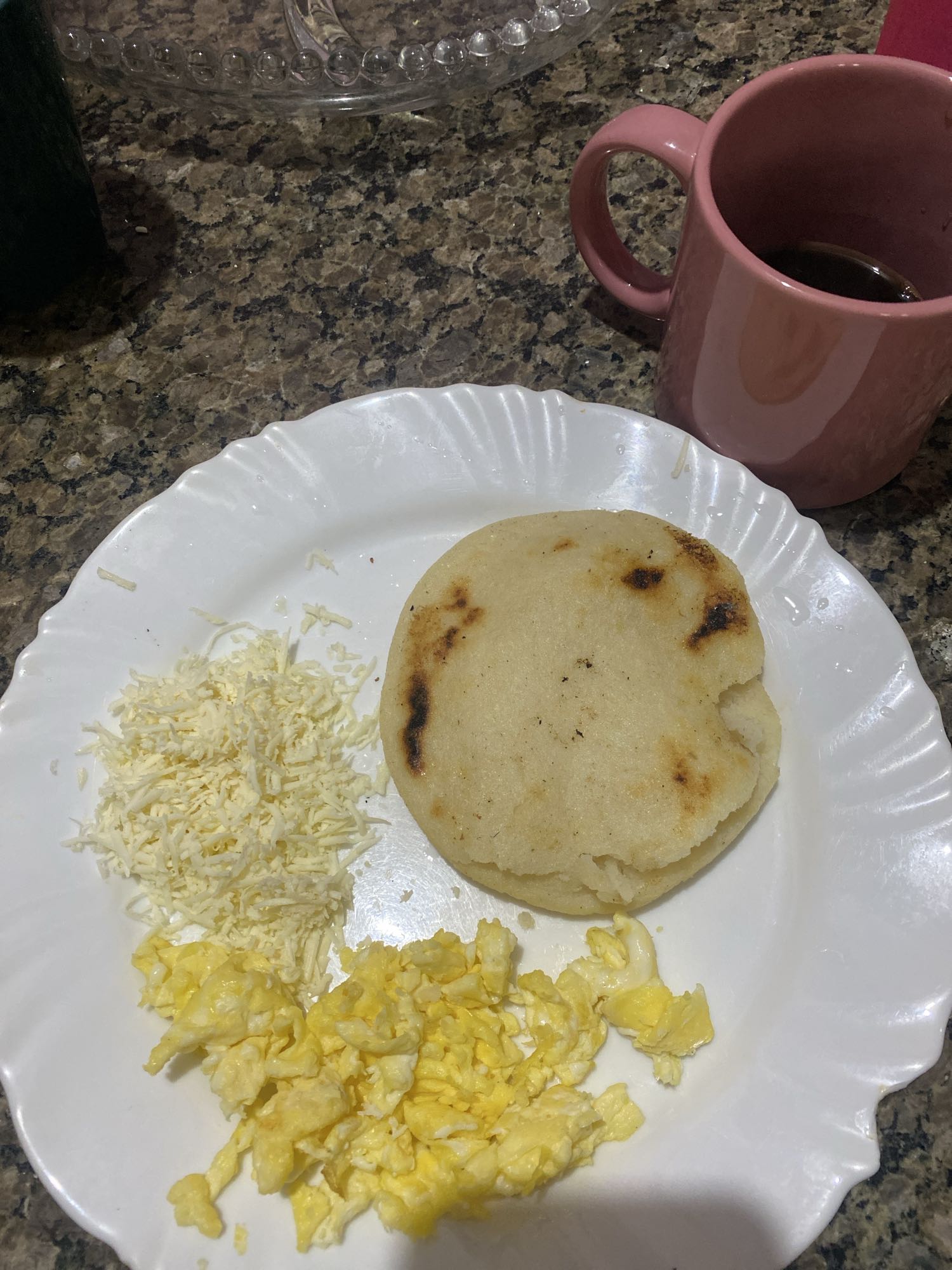 Desayuno típico sencillo