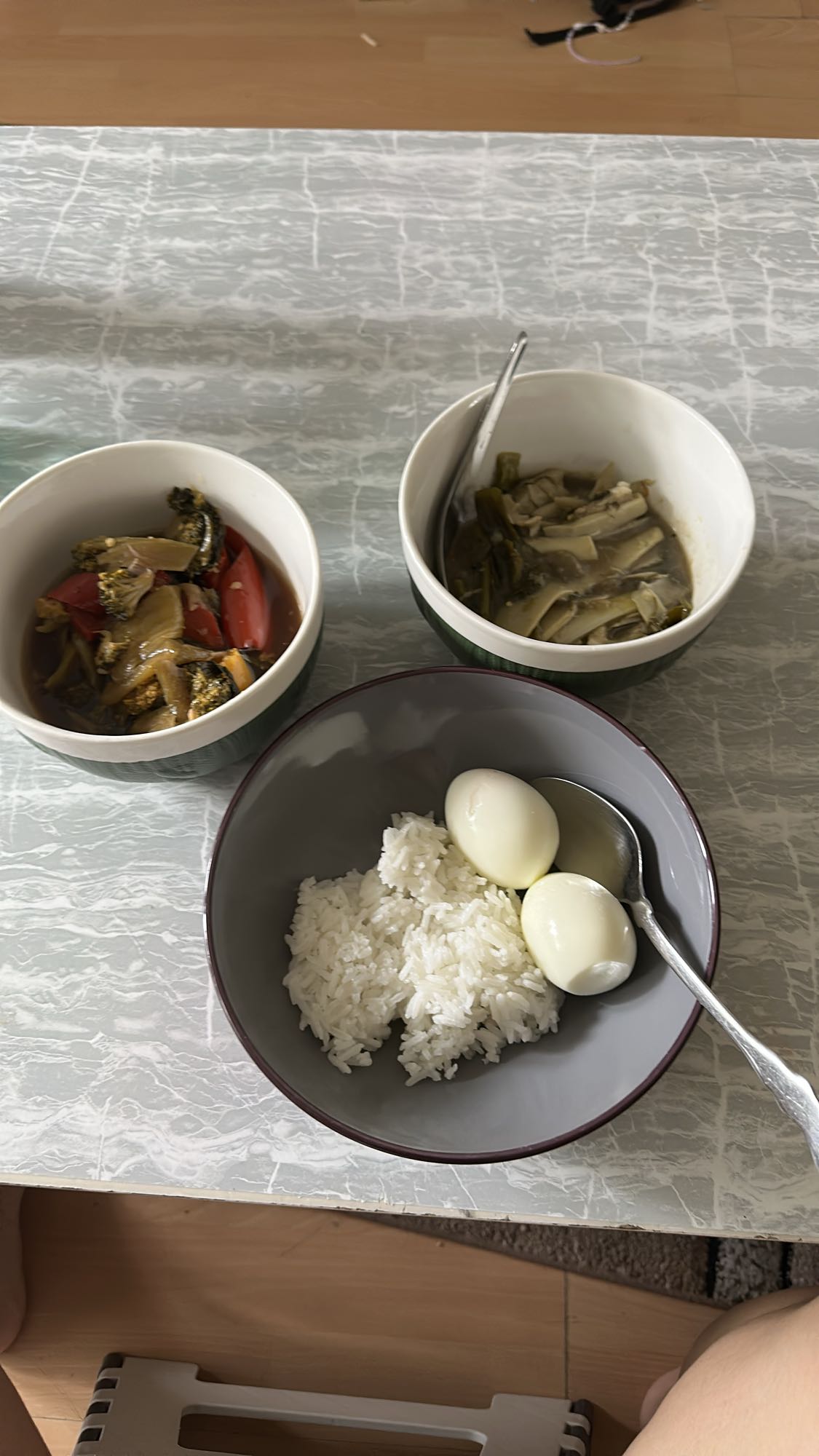 Cơm trứng luộc rau canh