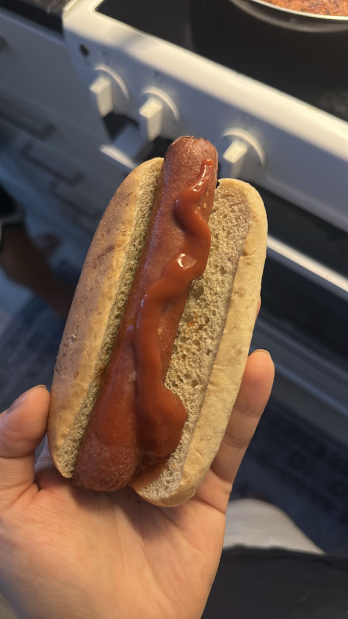 Klassisk varmkorv med bröd