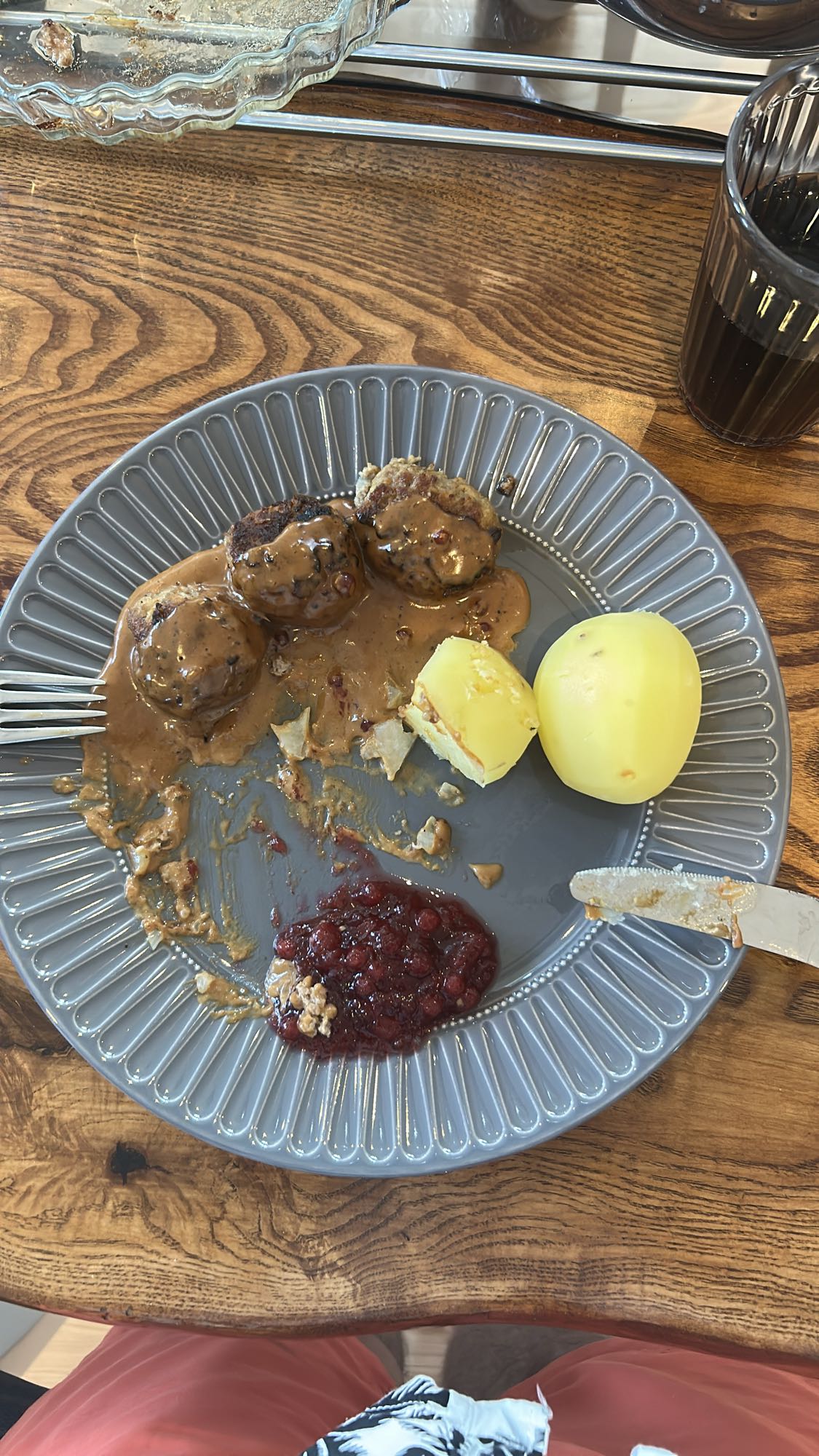 Köttbullar med potatis