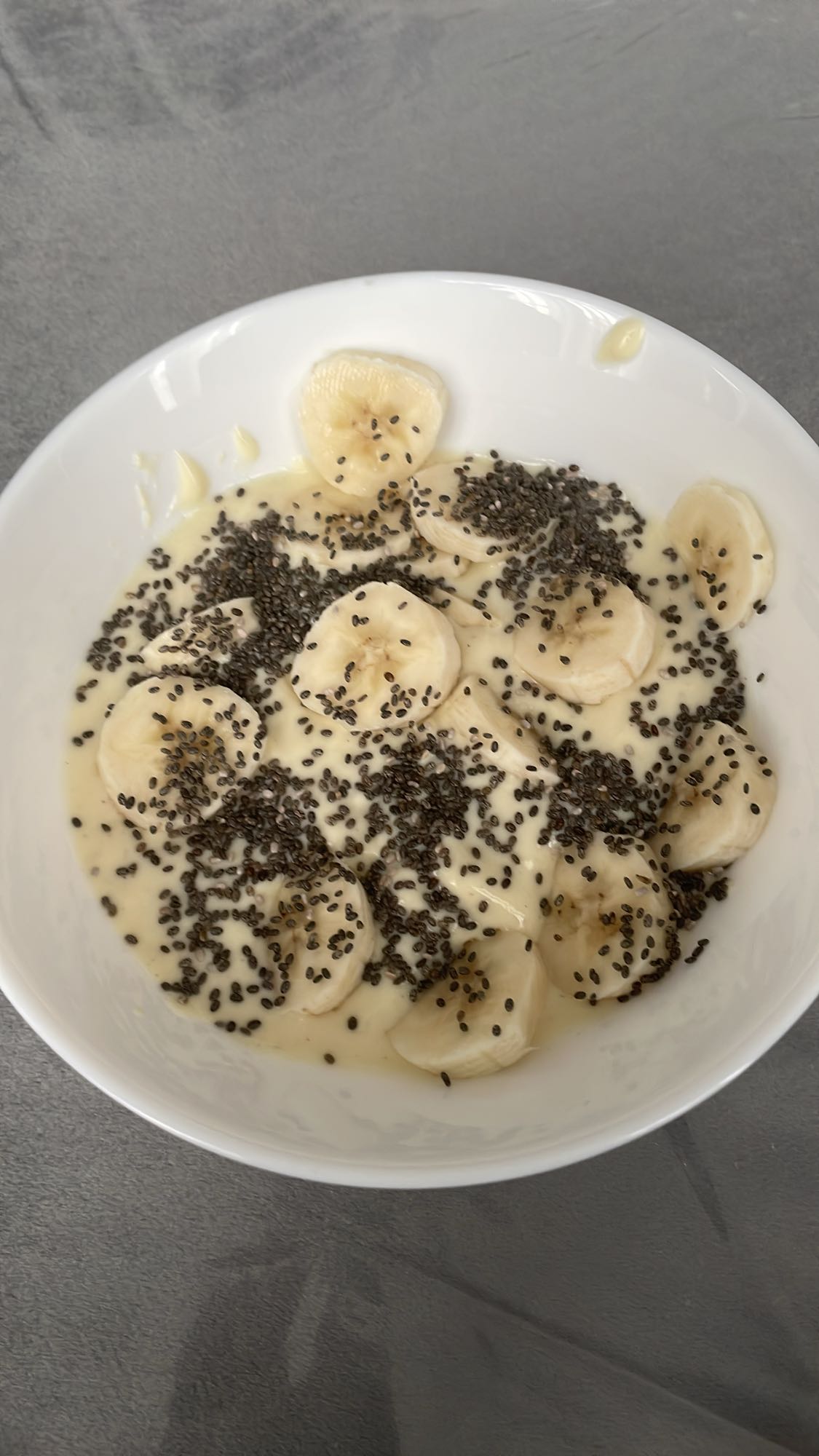 Banaan yoghurt chia ontbijt