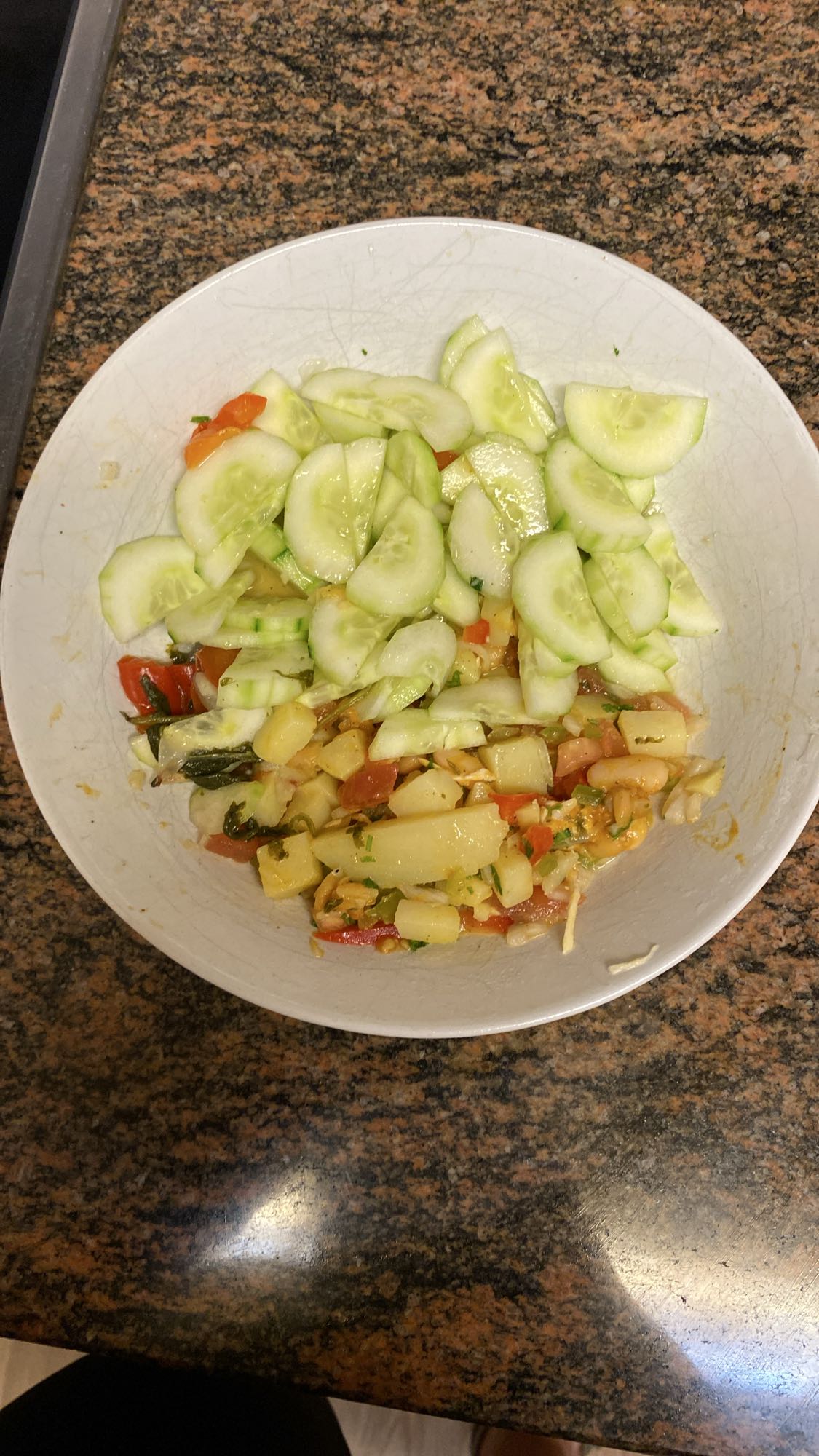 ensalada de papa y pepino