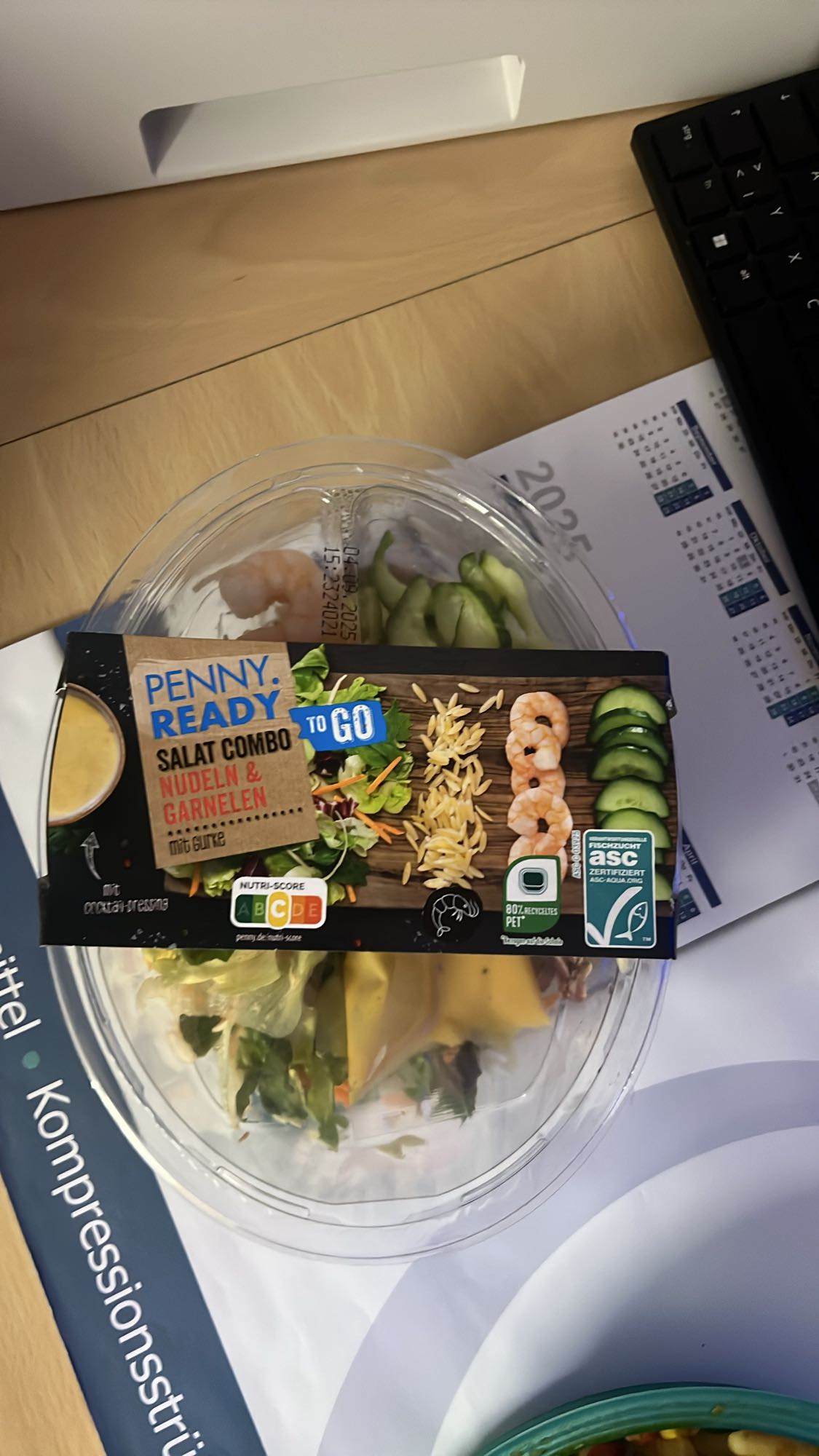 Salat Combo Nudeln & Garnelen