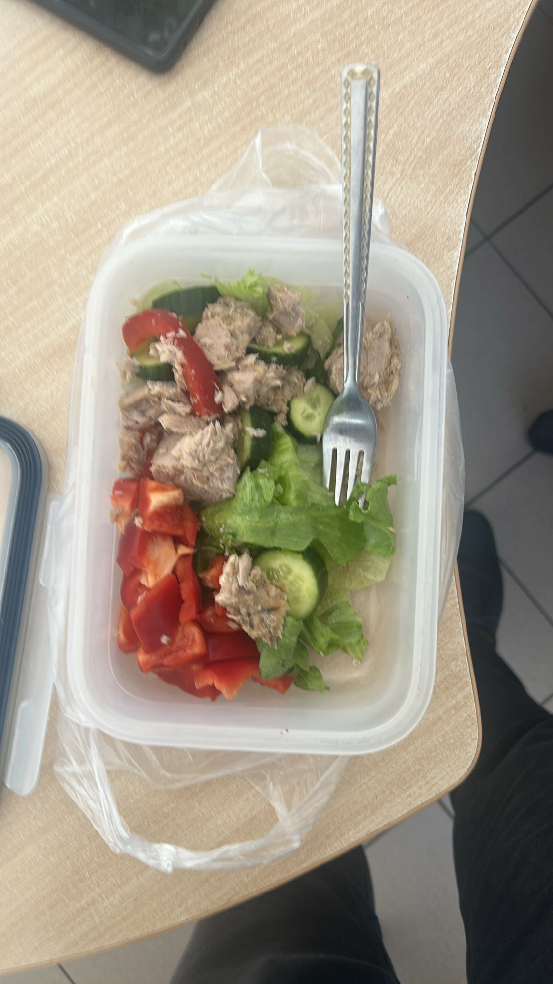 Sałatka z tuńczykiem