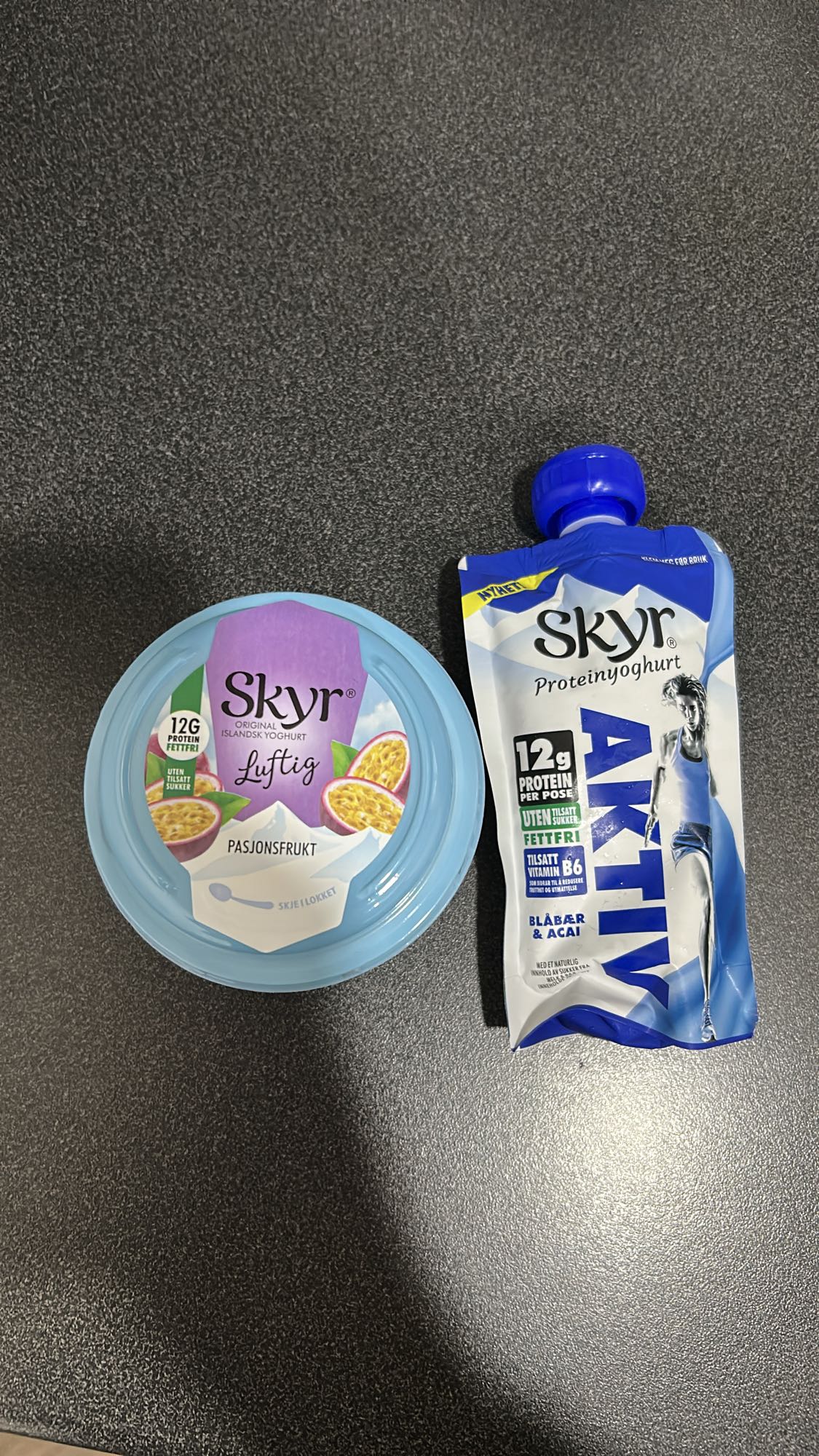 Skyr yoghurt duo