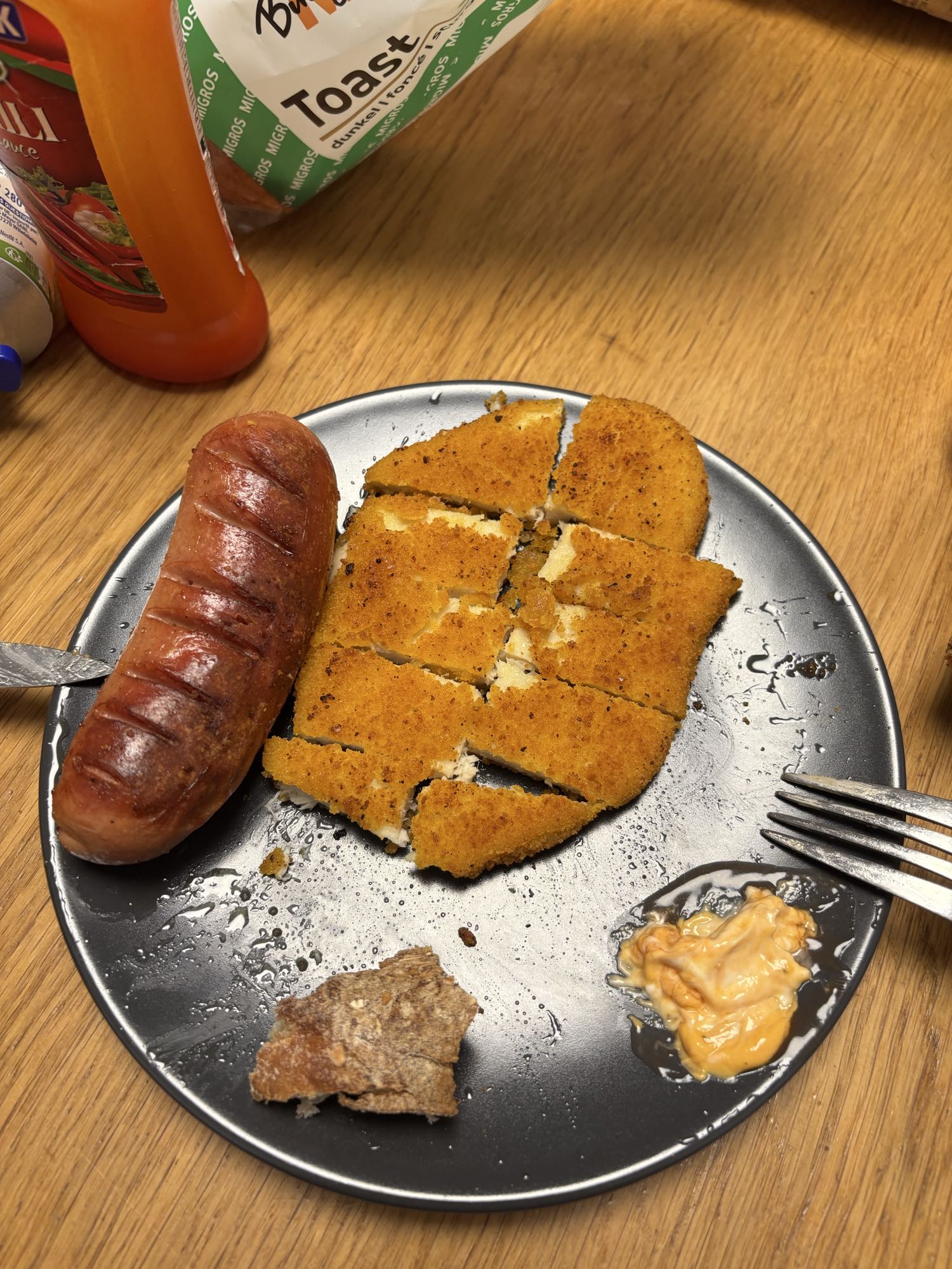 Sausage, schnitzel, bread, sauce
