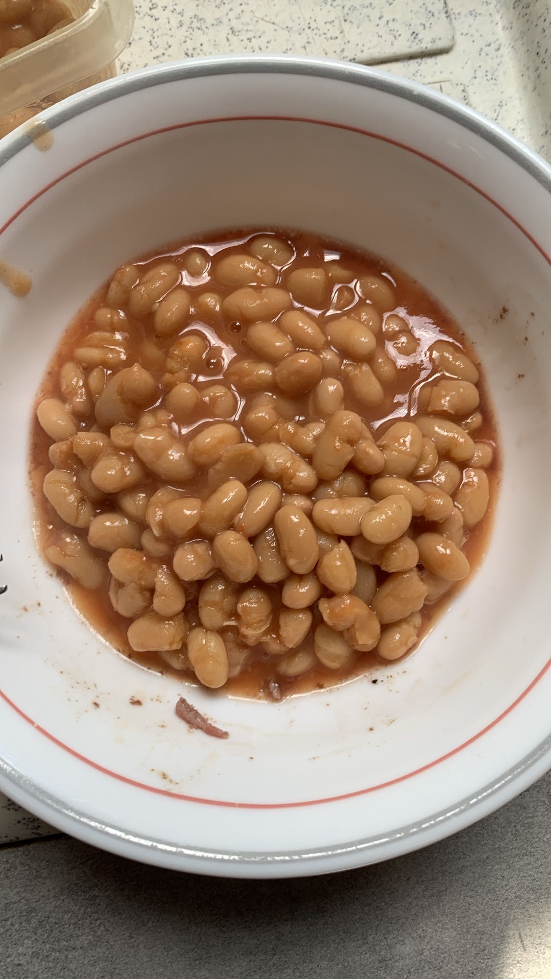 Haricots blancs à la sauce tomate