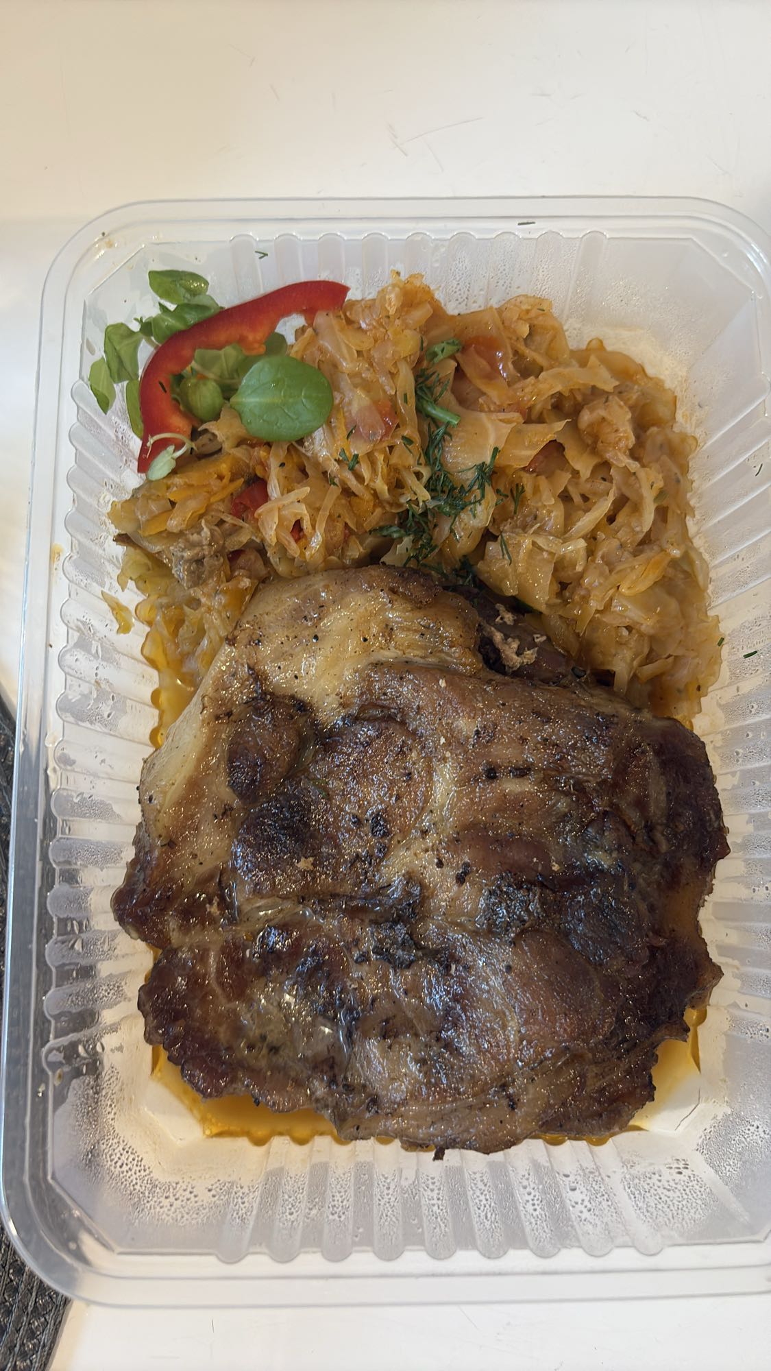 Ceafă cu varză călită