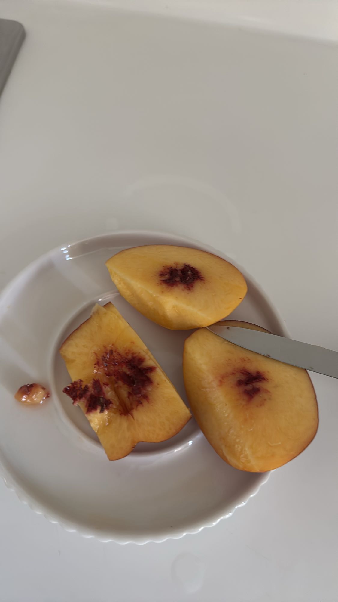 нектарин целый