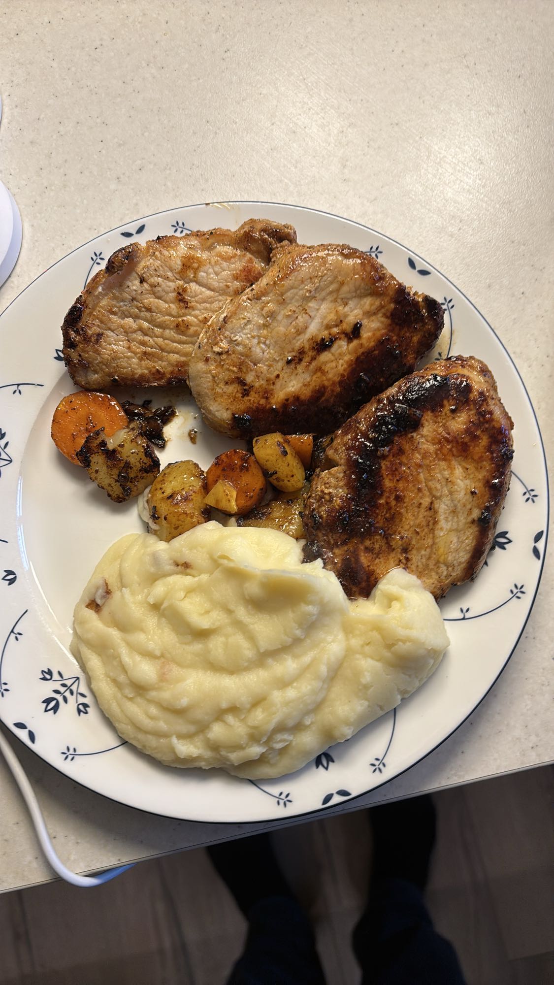 Svinekjøtt med potetmos