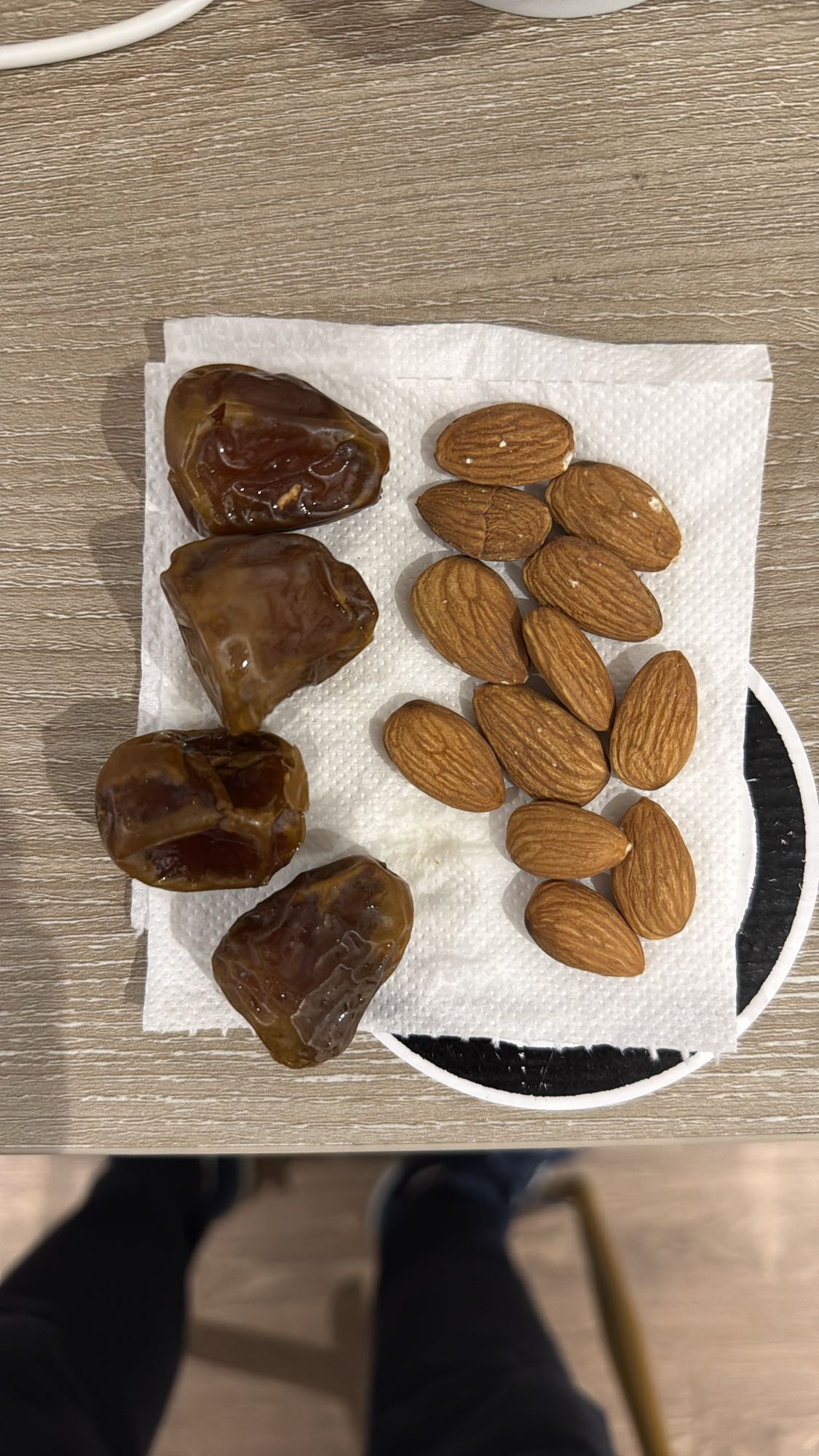 Dates and Almonds Snack
