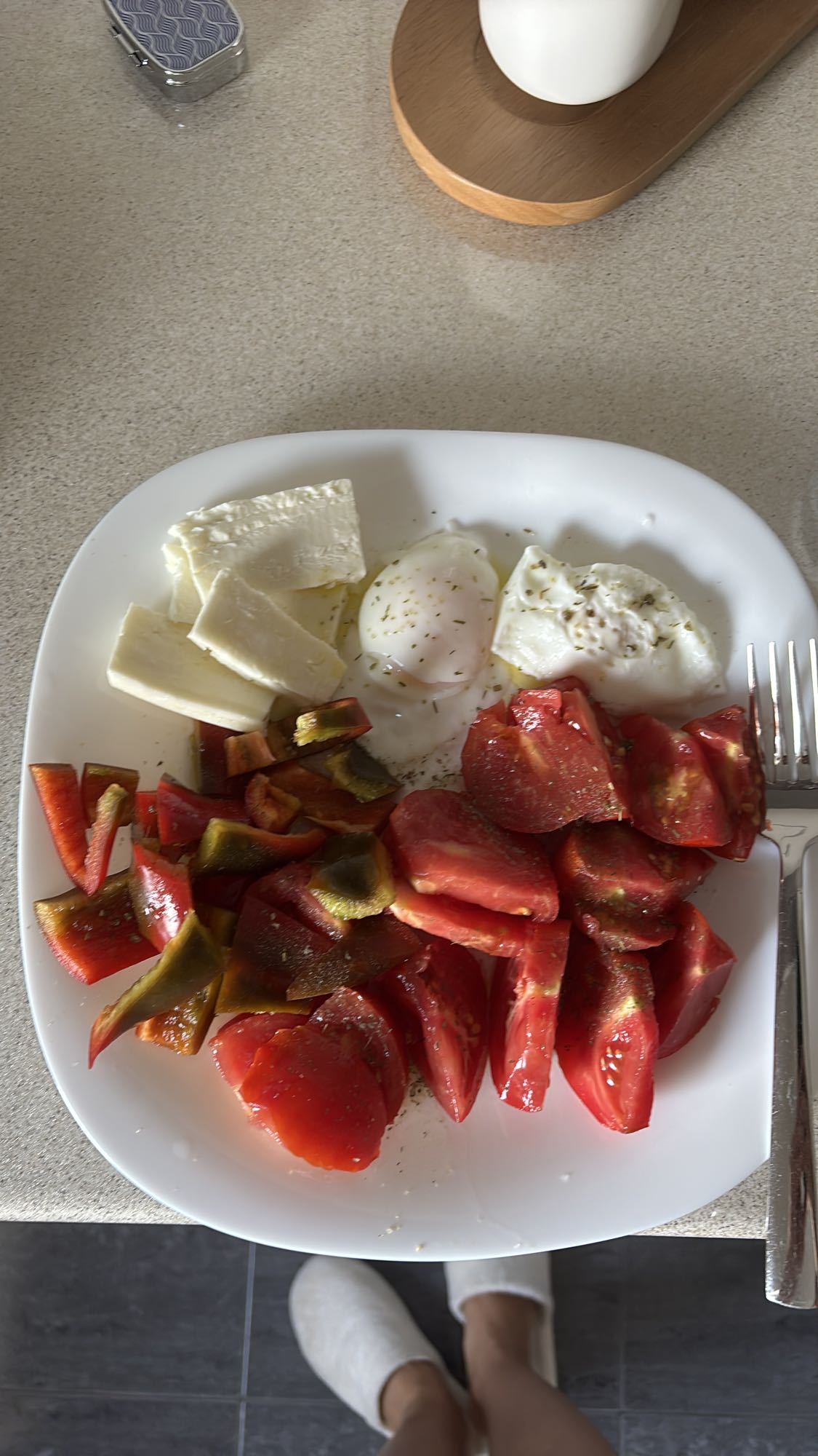 Mic dejun cu legume și ouă