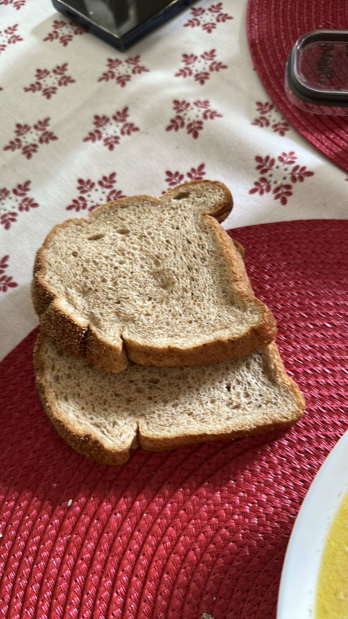 Pâine integrală feliată