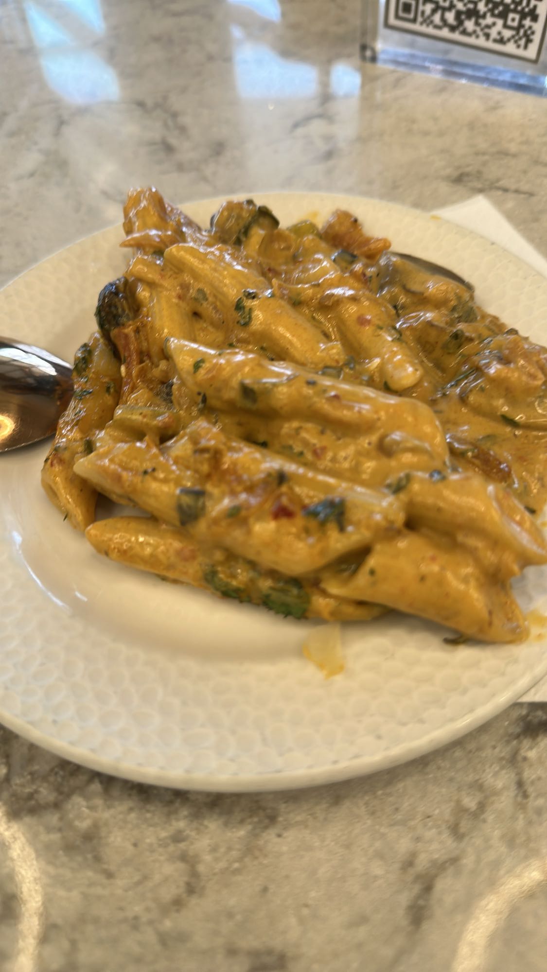 Creamy penne pasta