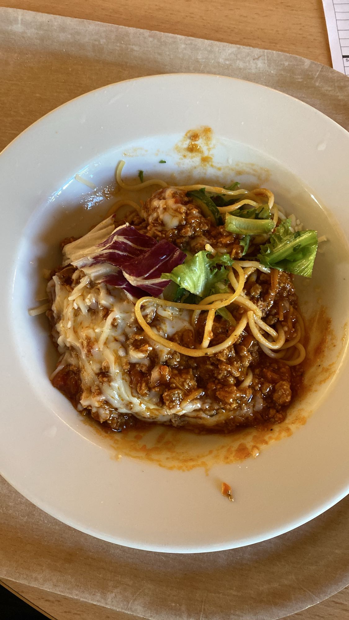 Spagetti bolognese med ost