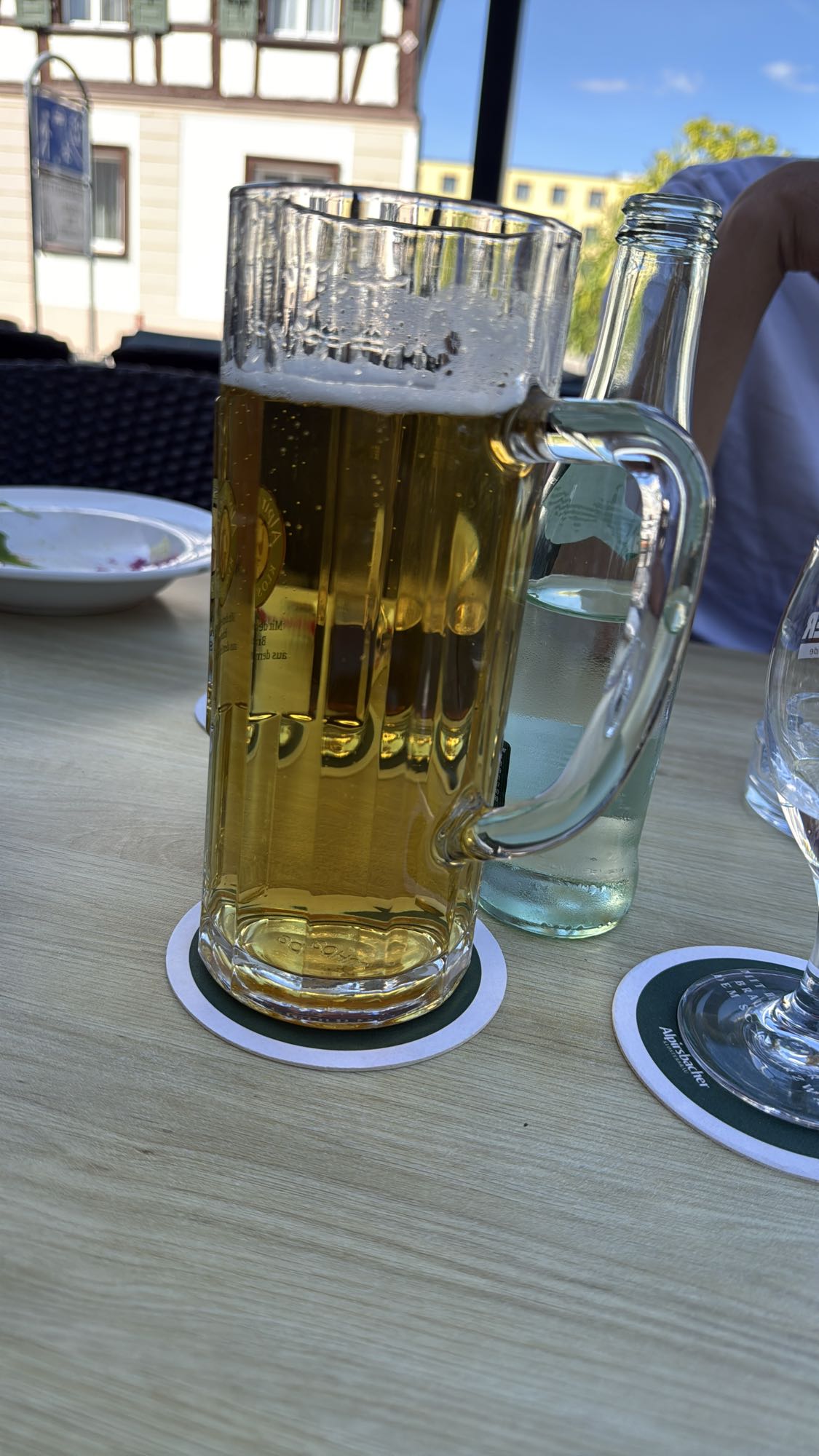 Bierkrug mit Bier