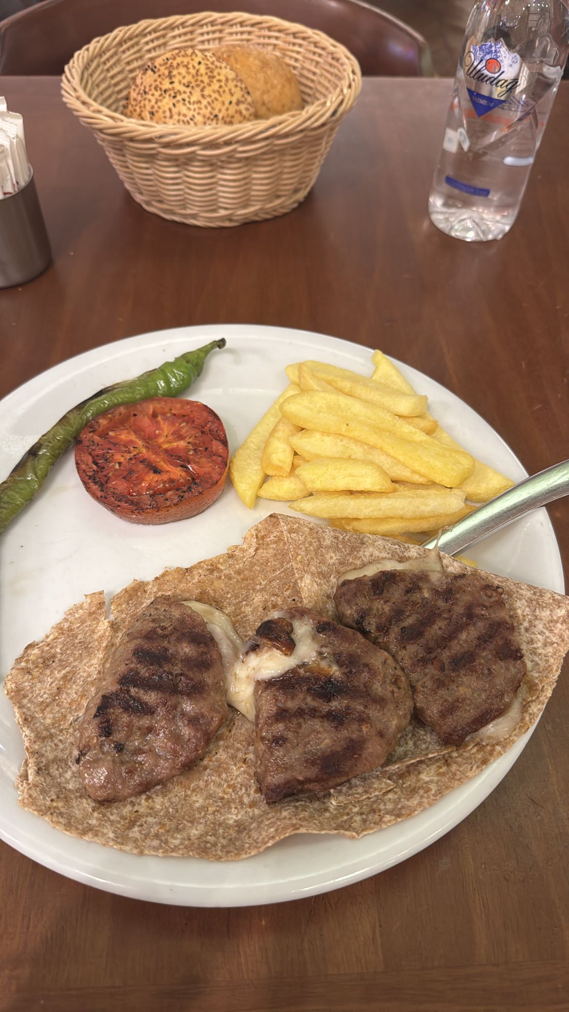 Кебаб с картофелем фри