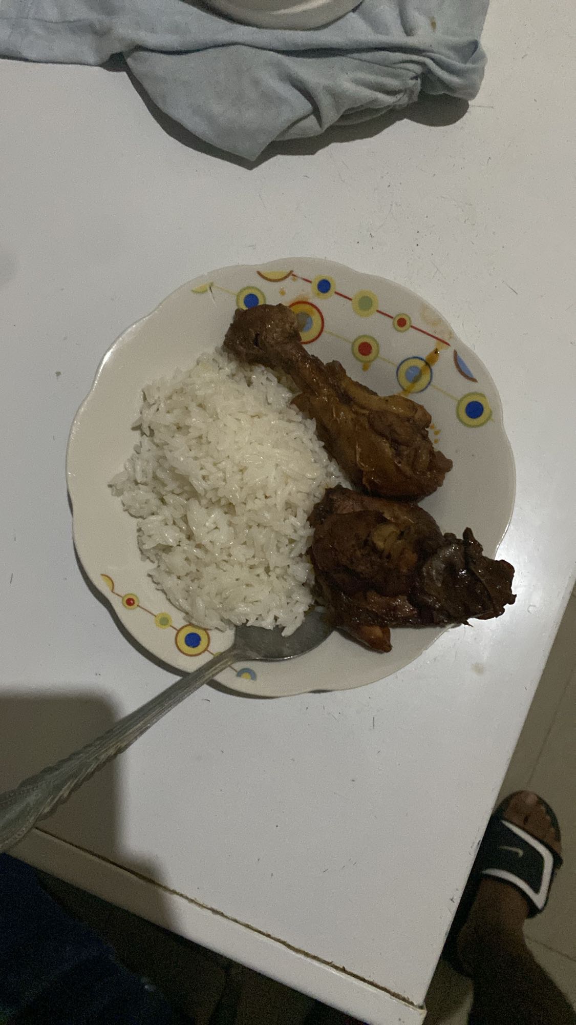 Pollo con arroz blanco