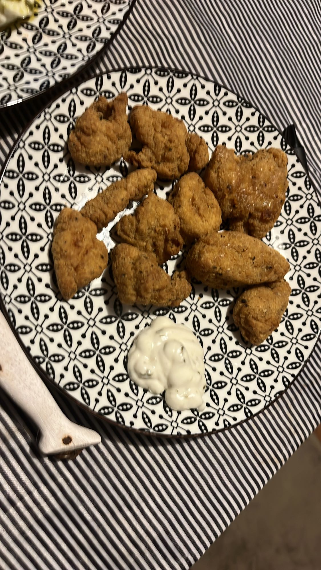 Панирани пилешки хапки