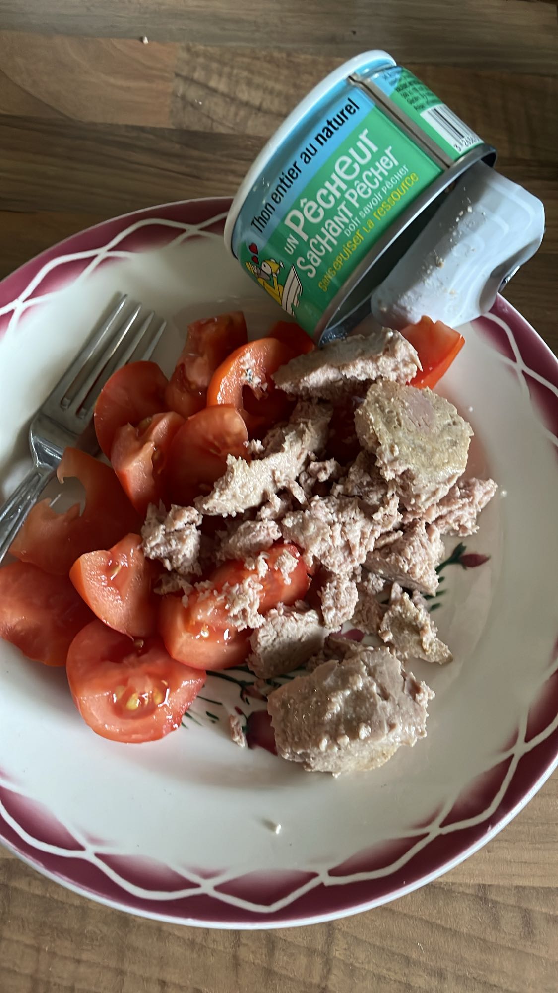 Thon et tomates fraîches