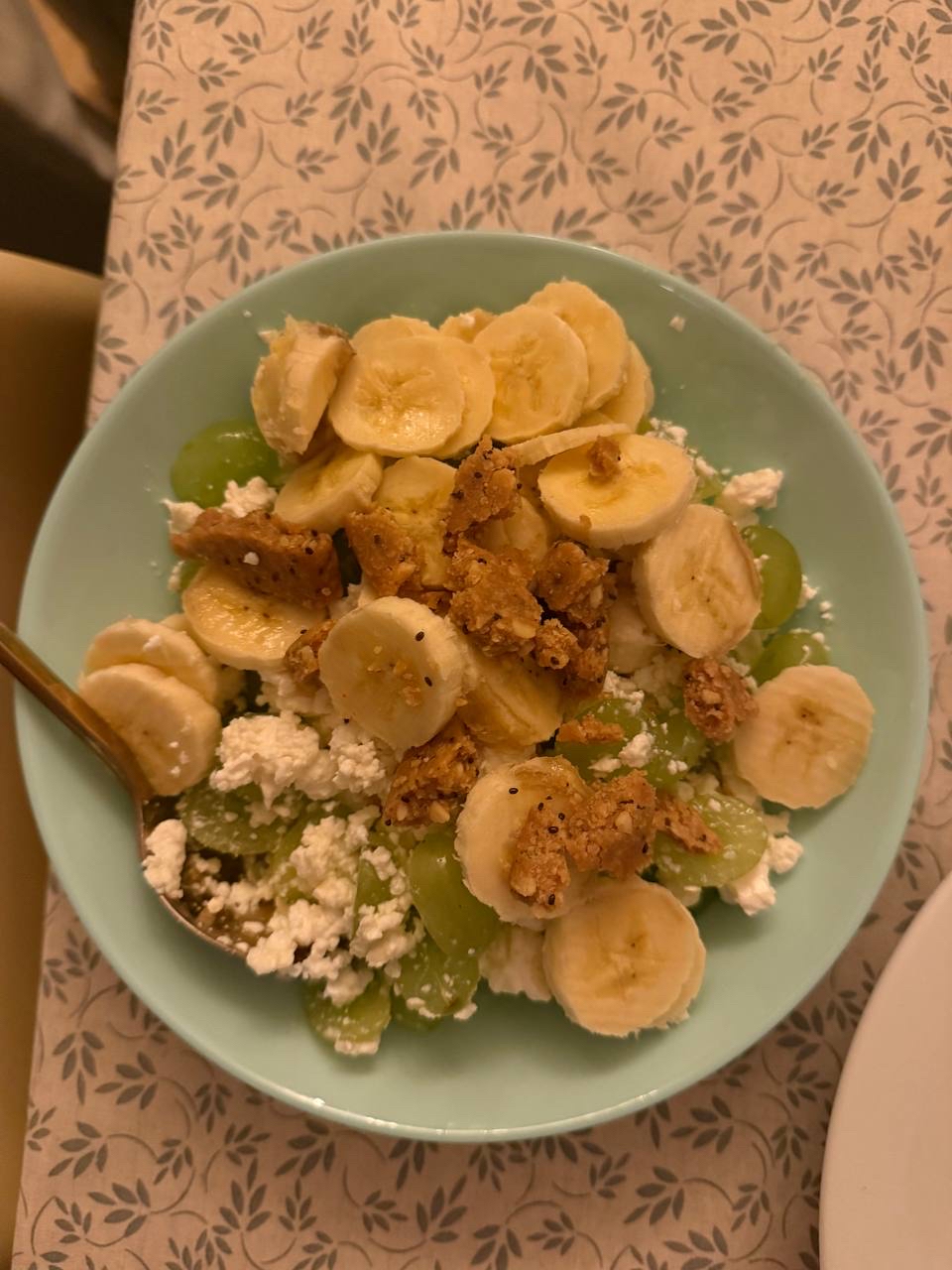 Banana Grape Cottage Bowl
