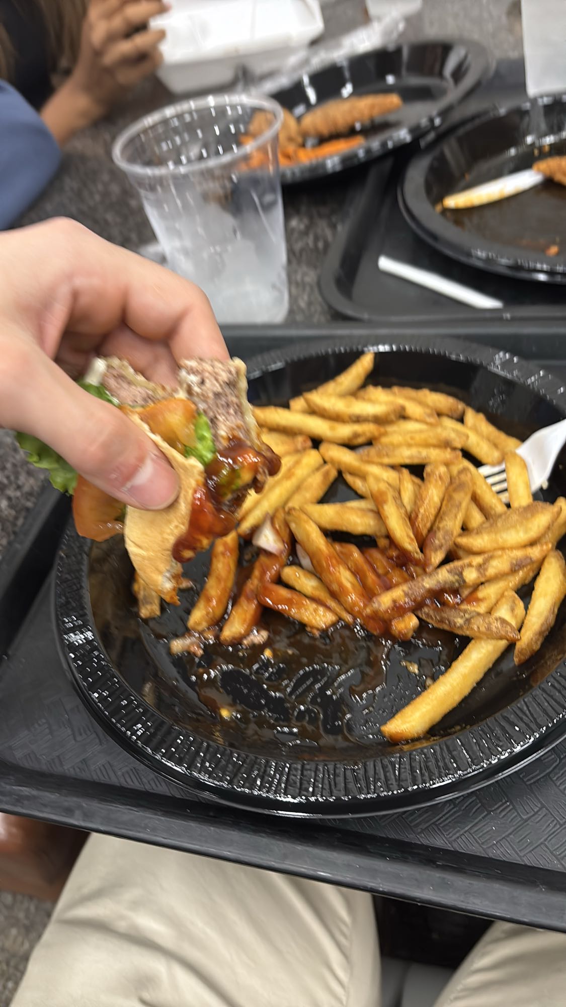 hamburguesa con papas