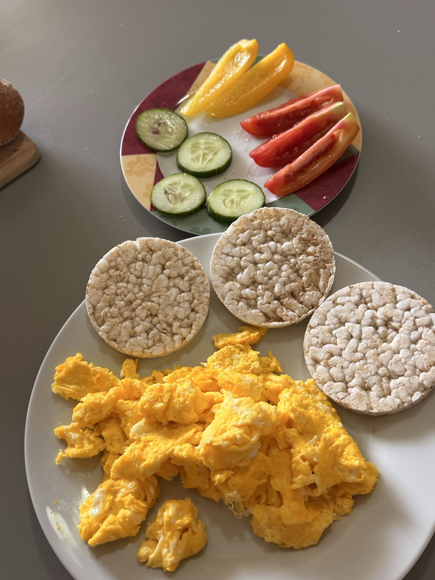 Omletă cu legume și rondele