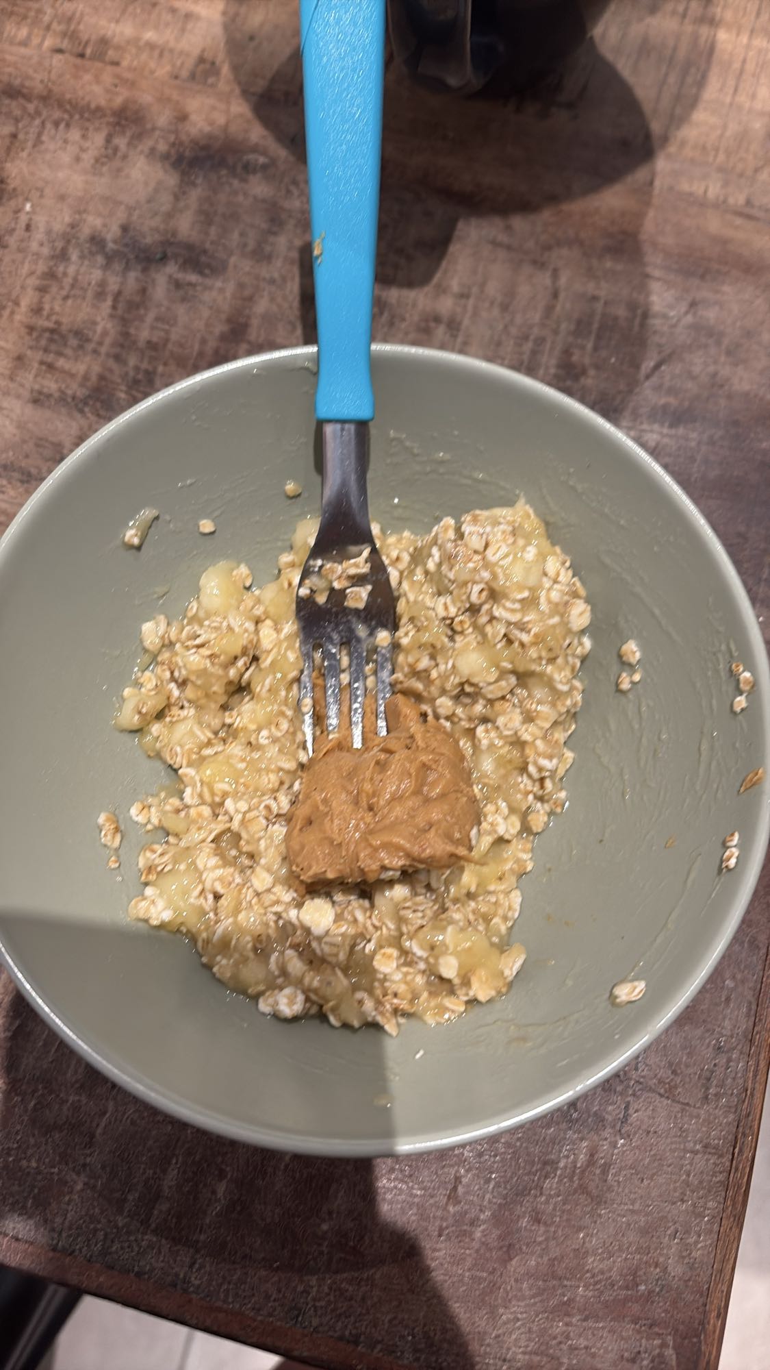 Banana oat peanut bowl
