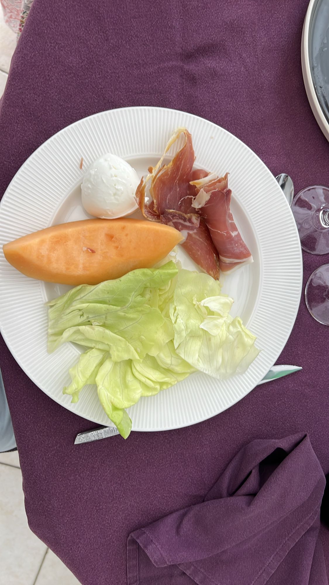 Melon jambon mozzarella