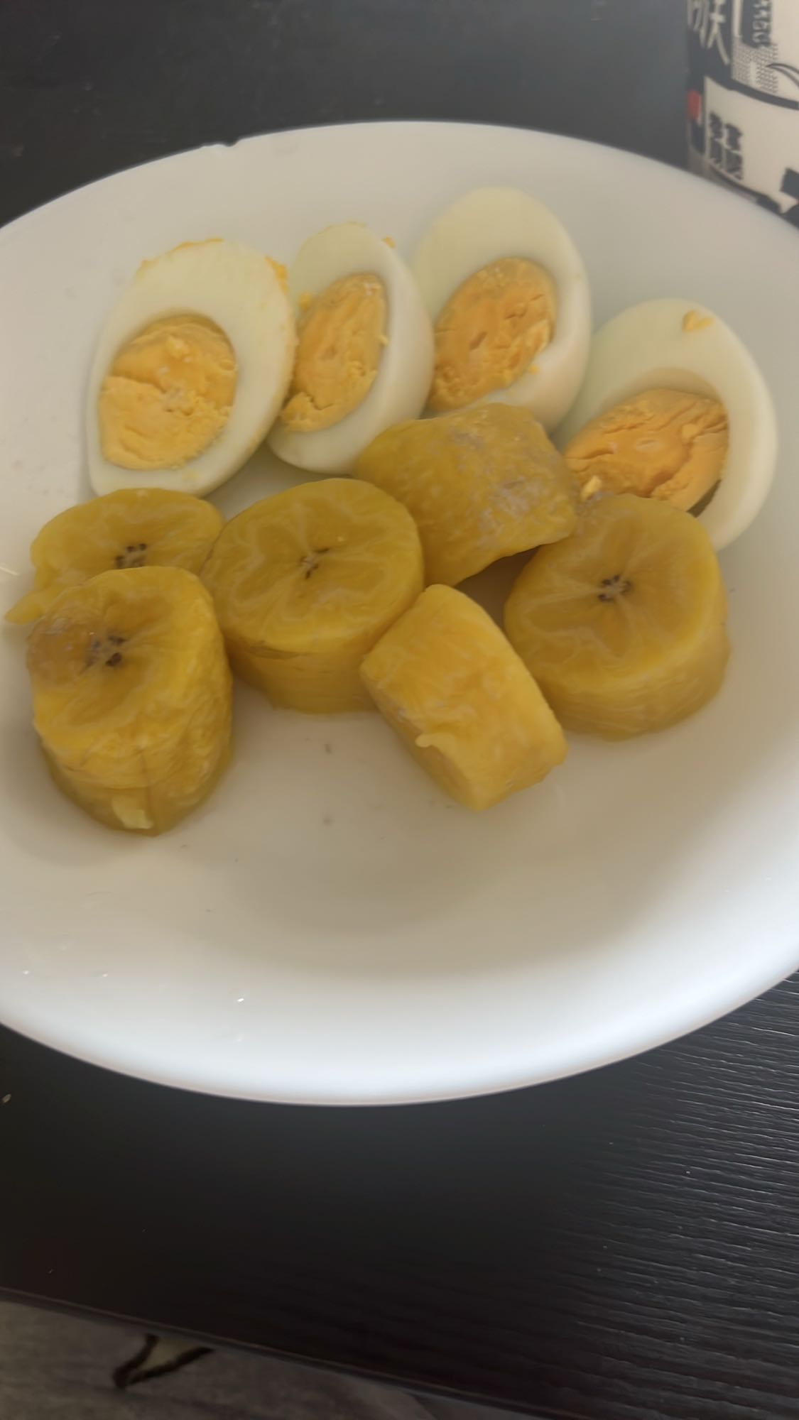 Huevos con plátano