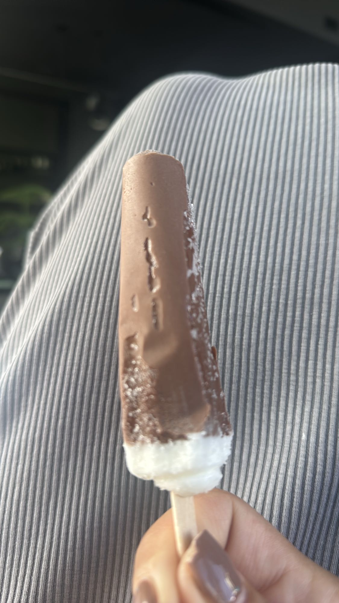 Lód na patyku czekoladowy