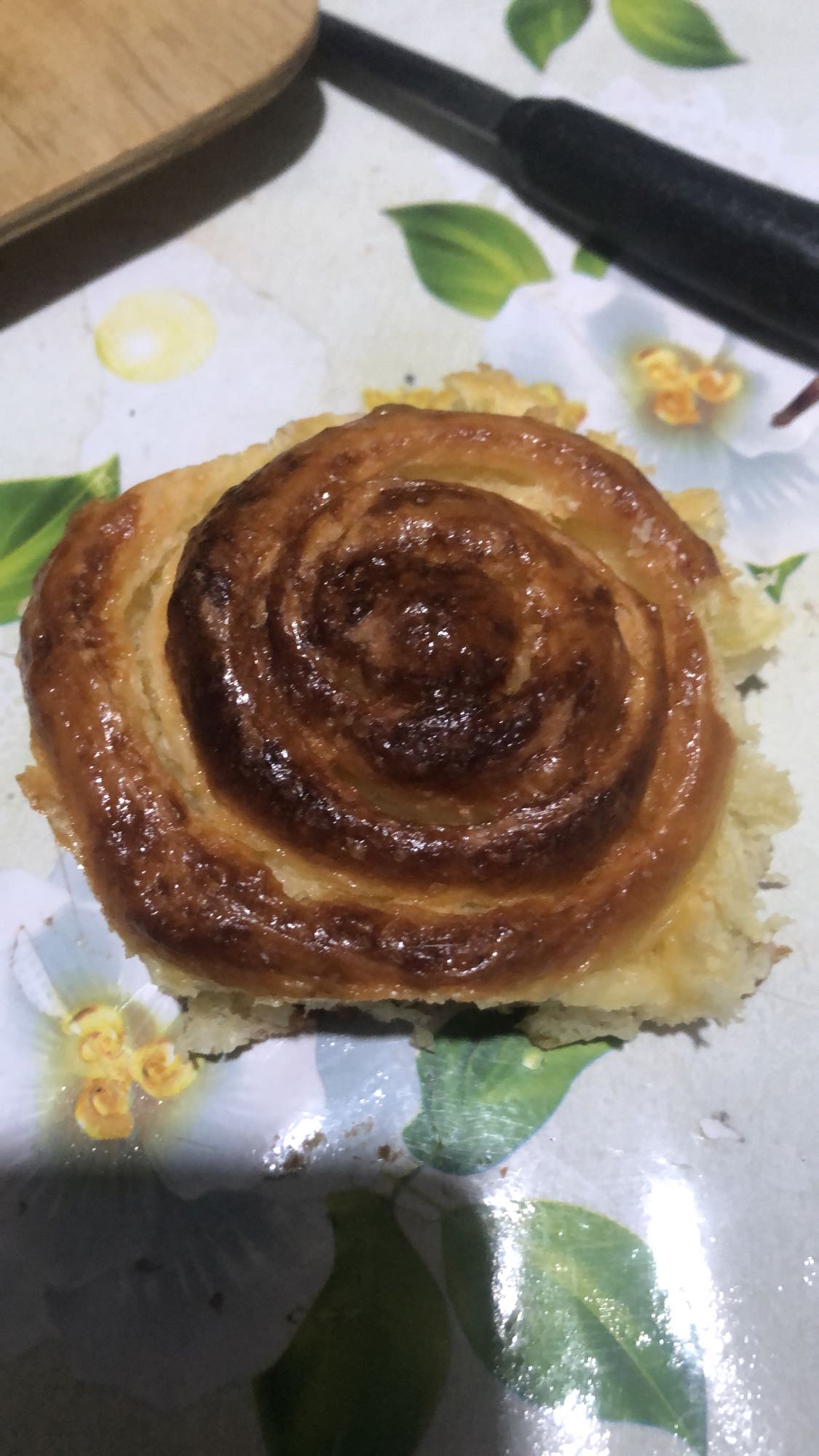 булочка с корицей