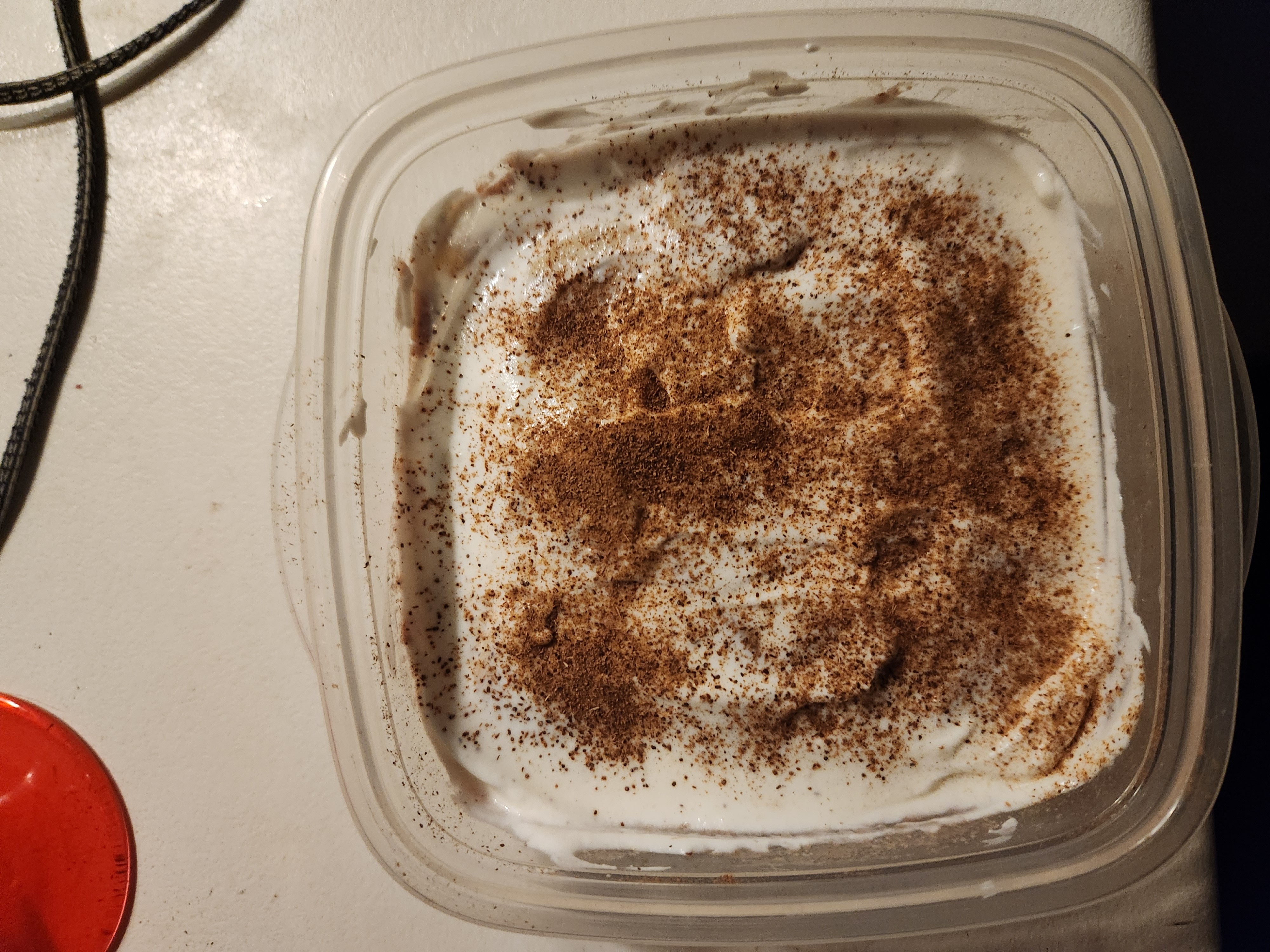 Postre con yogur y canela