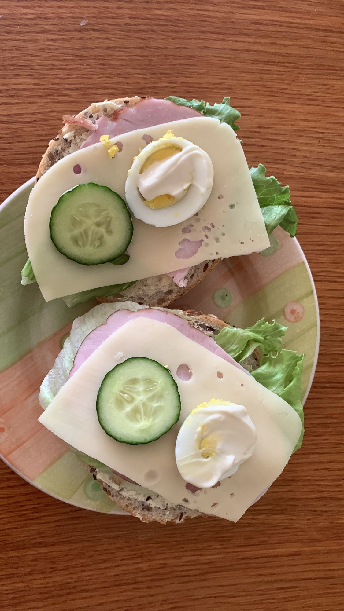 Kanapki z szynką i jajkiem