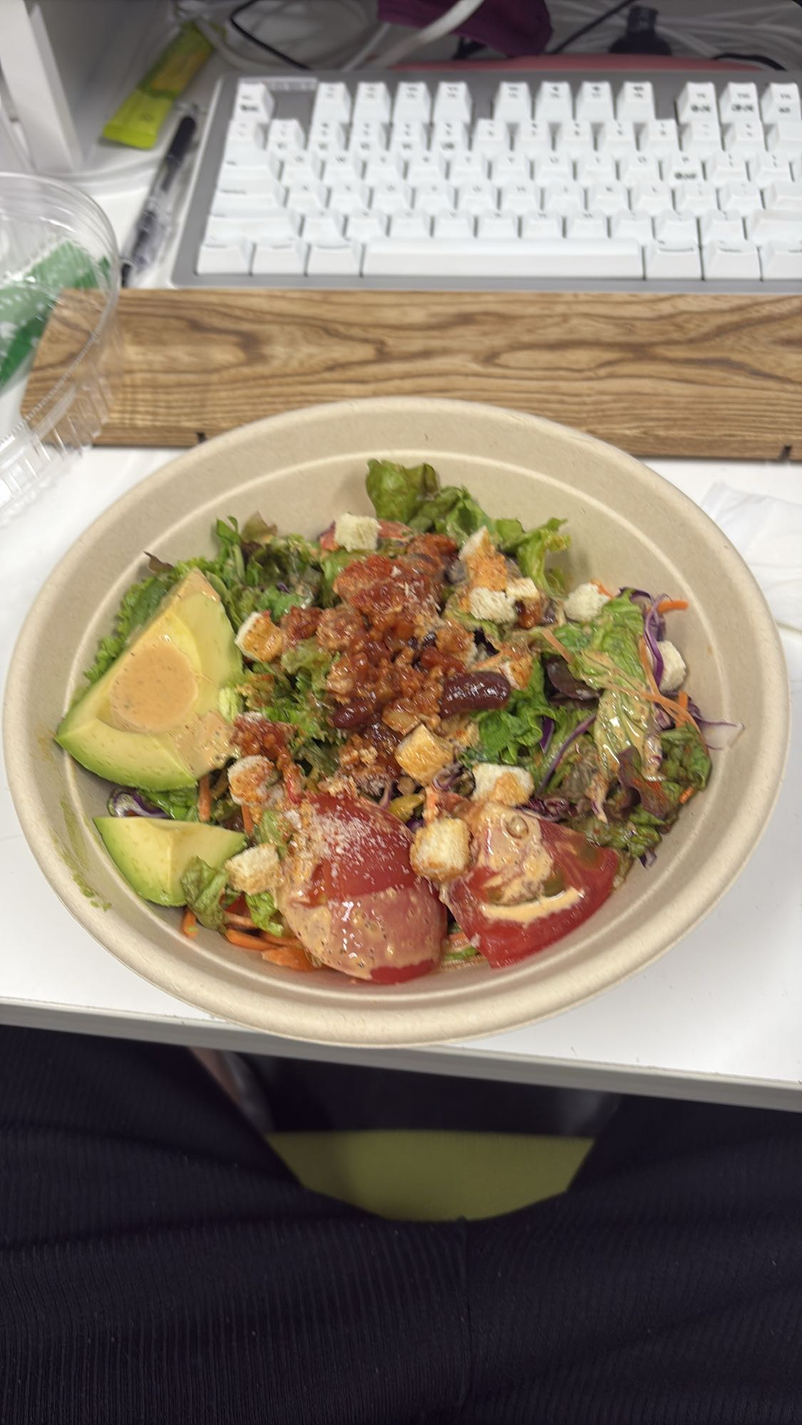 アボカドサラダボウル