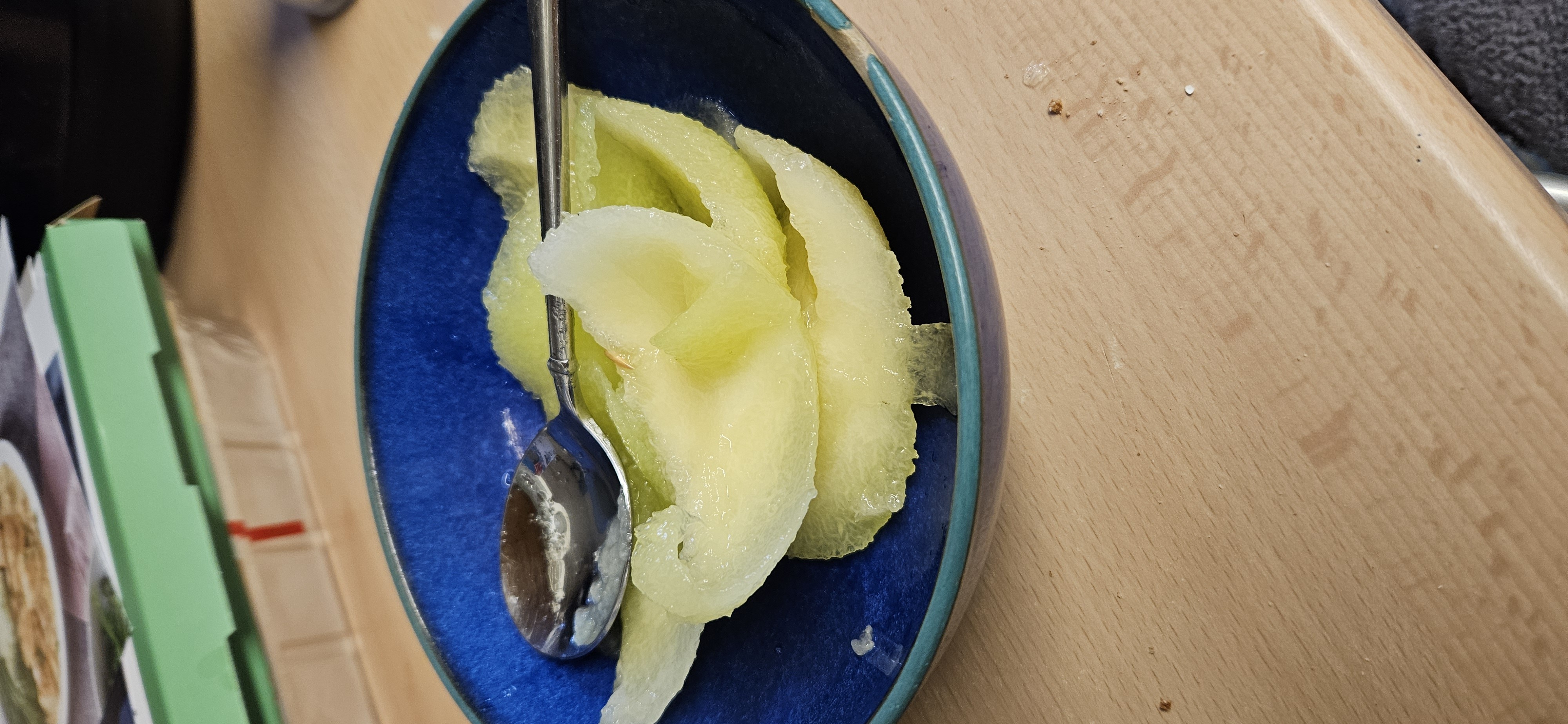 Honeydew melon slices