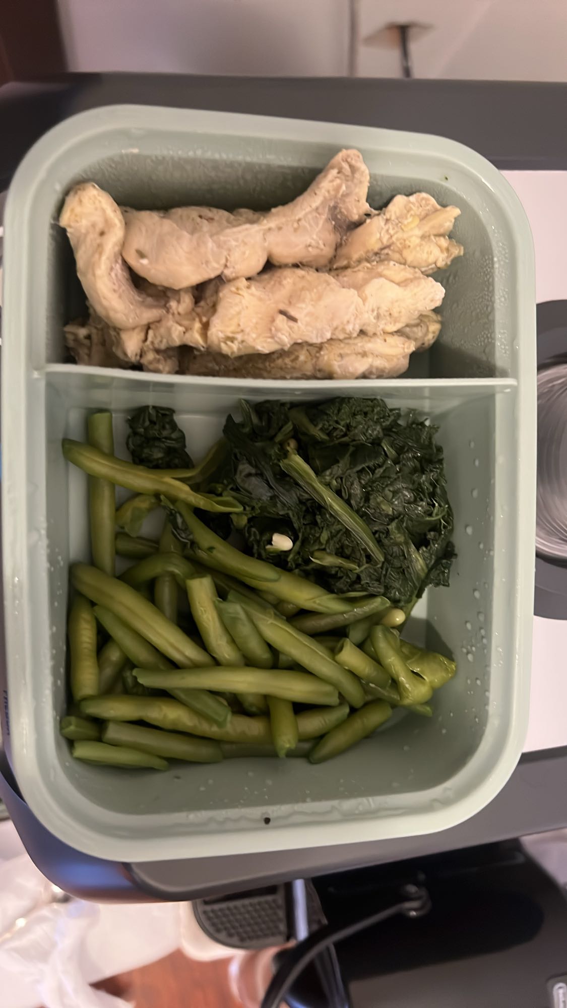 Tavuklu Sebze Kutusu