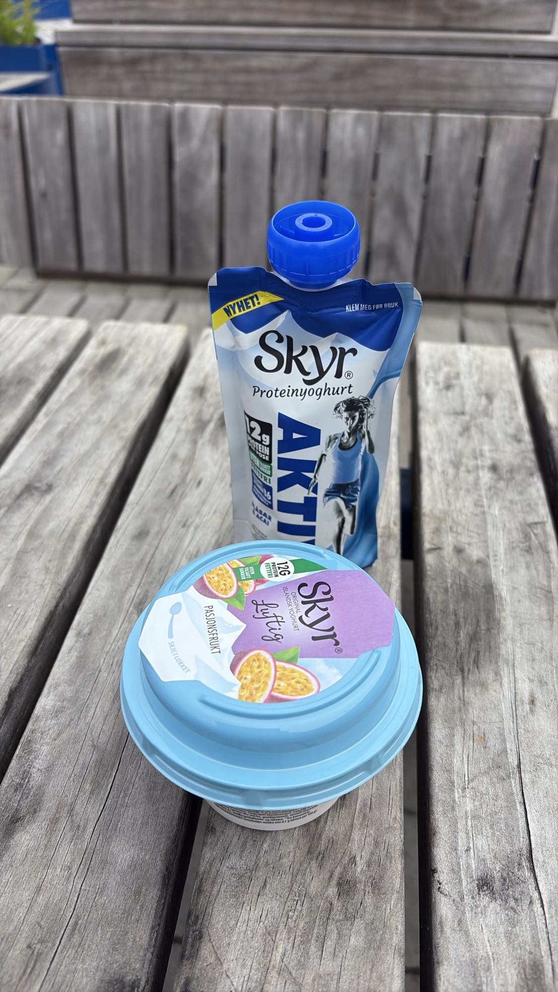 Skyr yoghurt duo