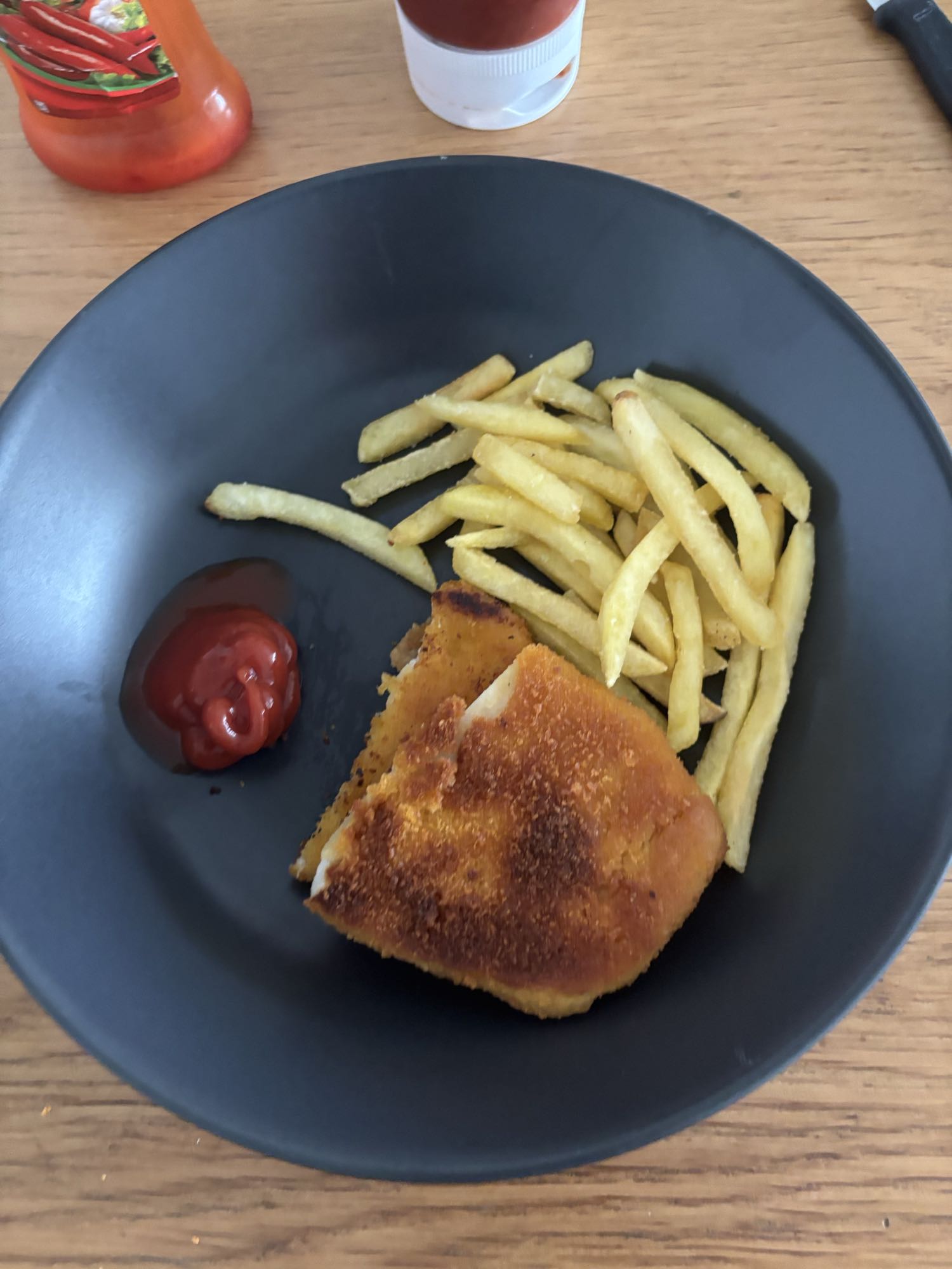 Chicken schnitzel & fries