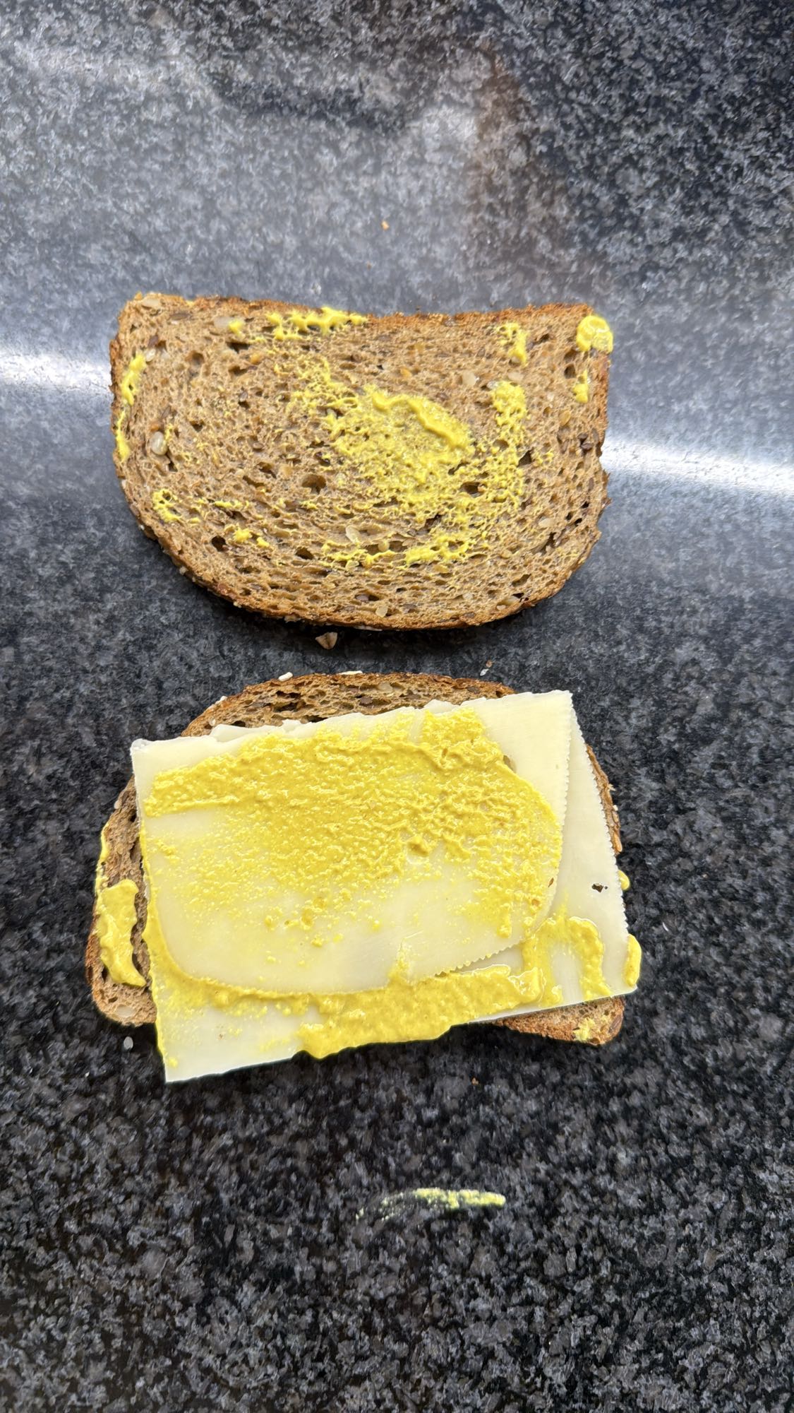 Kaas mosterd boterham