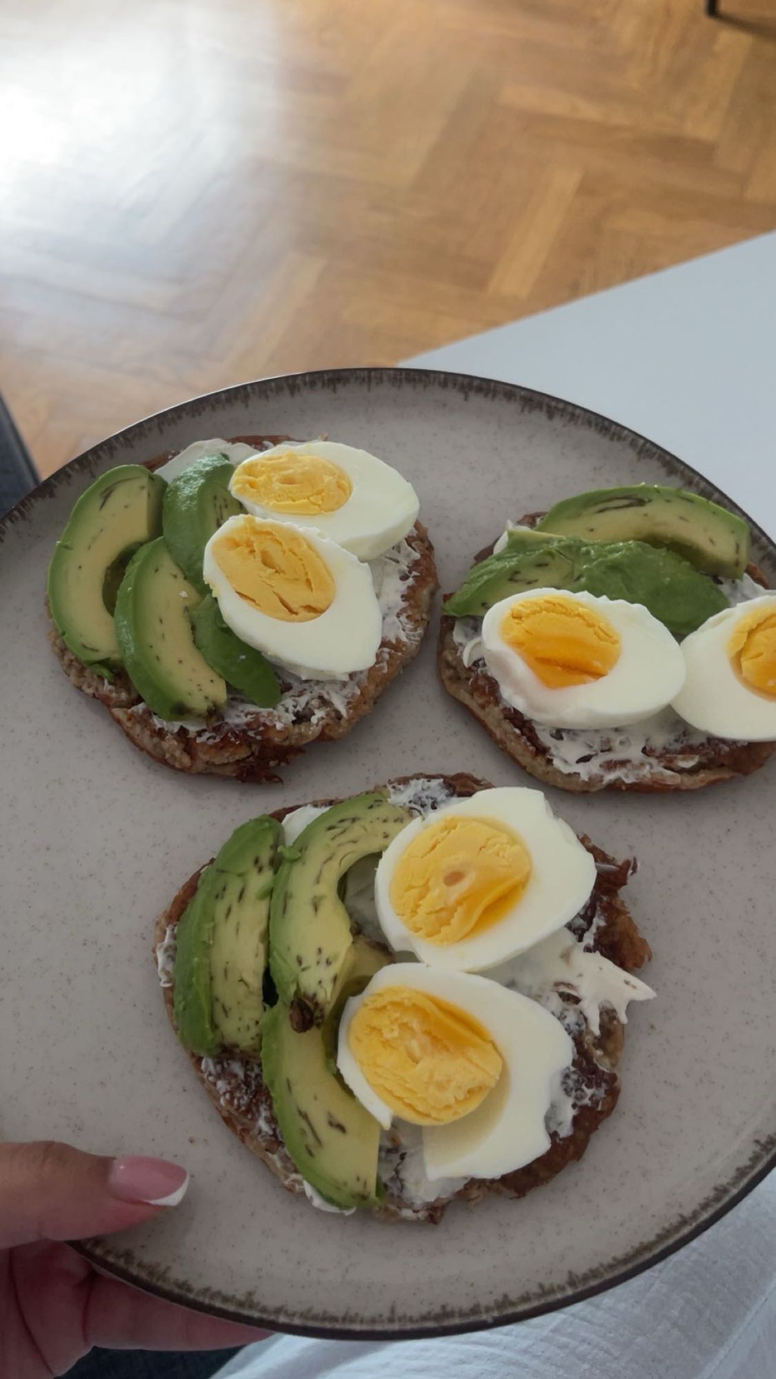 Tartines œuf avocat