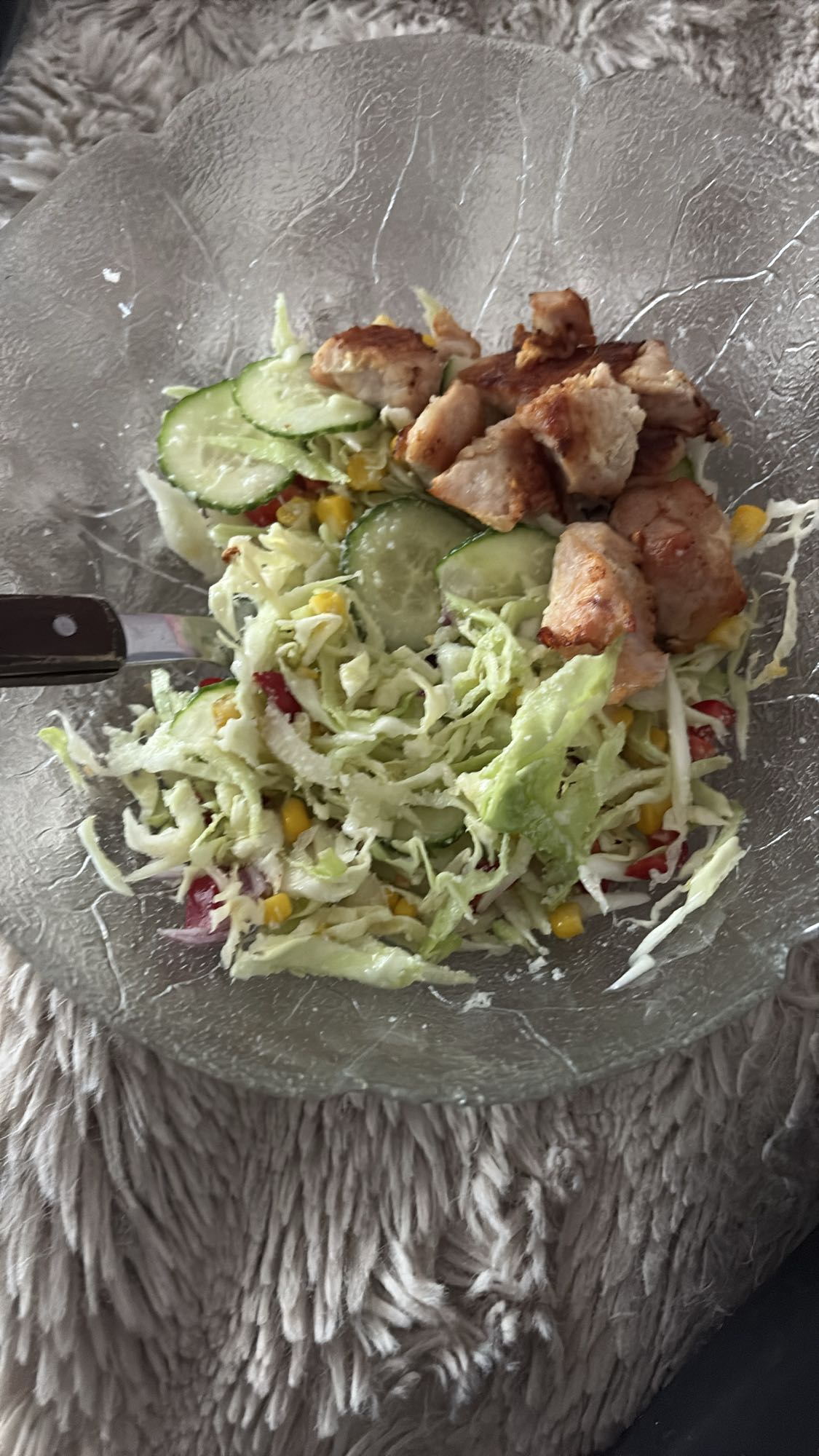 Kyllingsalat med grønnsaker