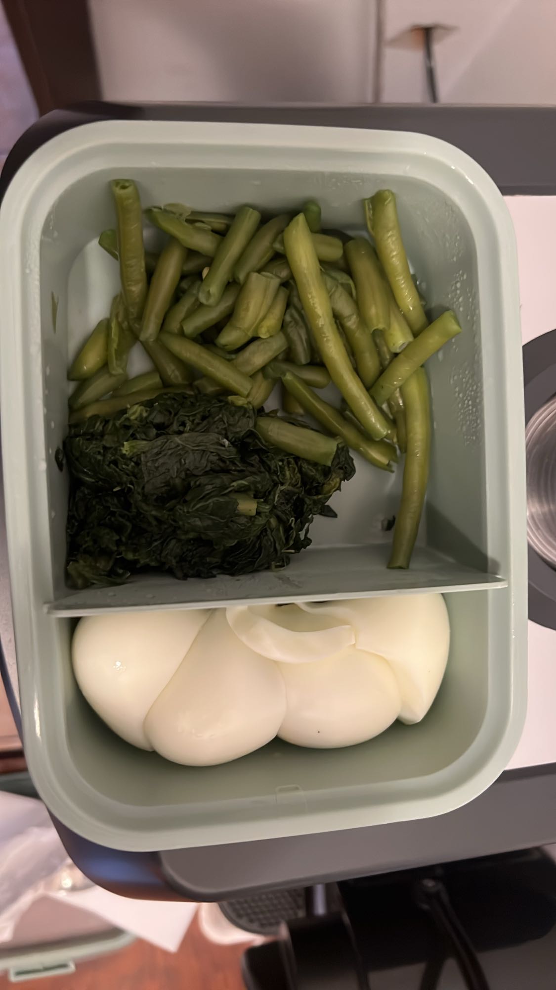 Yumurta ve Sebze Kutusu